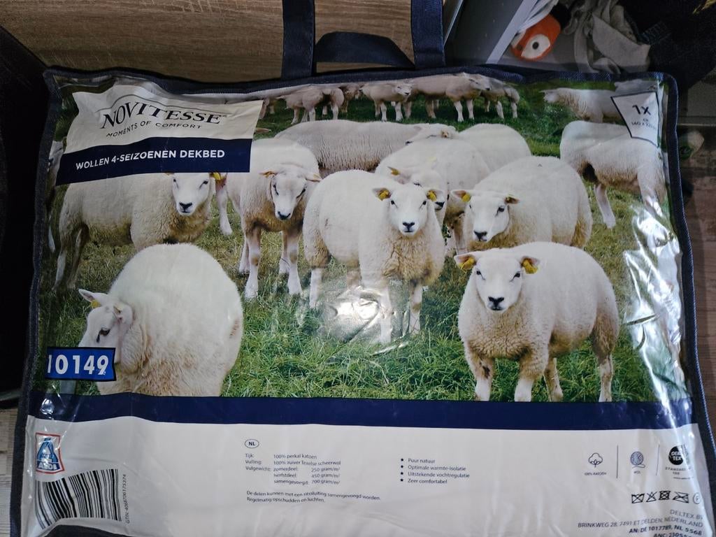 2 x Novitesse Wollen 4-seizoenen Dekbed 140x220 cm, Ophalen
