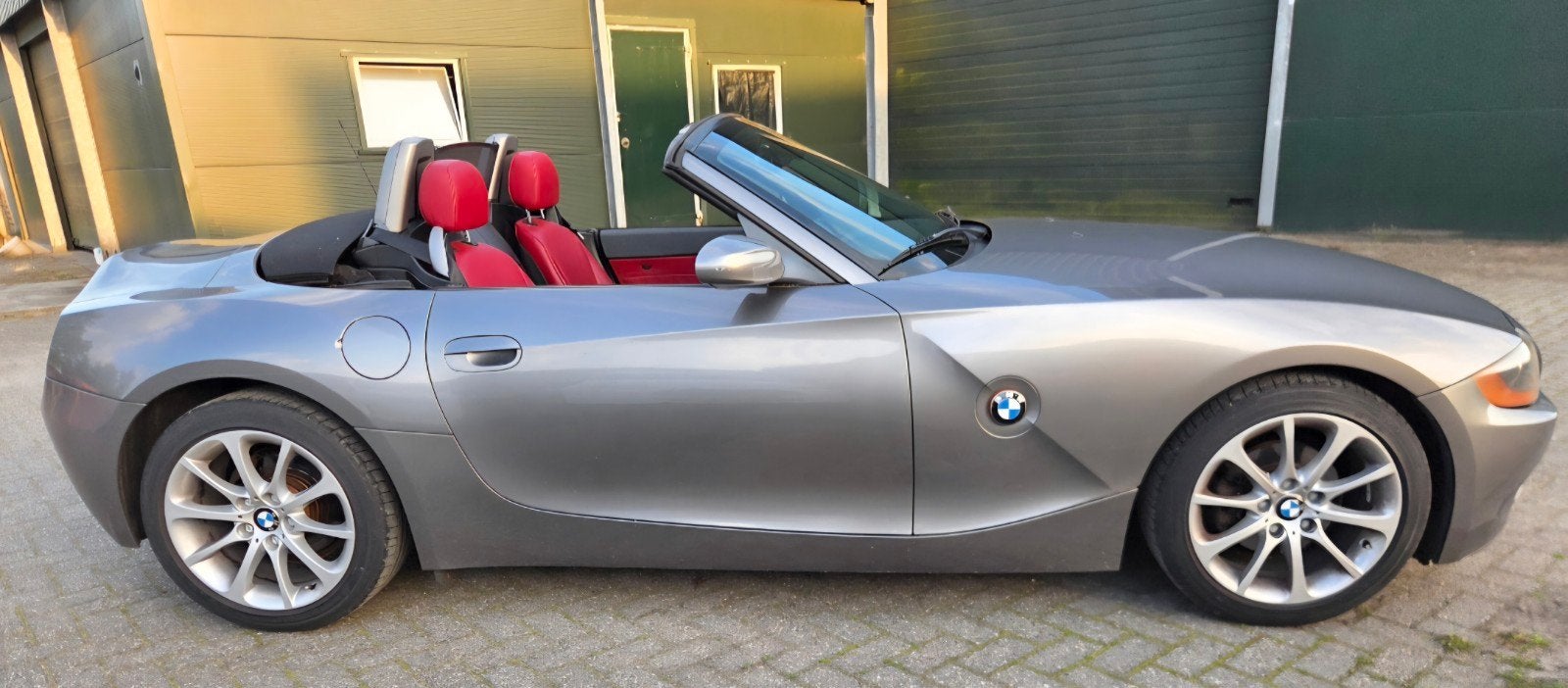 BMW Z4 2.2 automaat - E85 - bj.2004 - org.NL auto - APK 2027, Auto's, BMW, Particulier, Z4, Airbags, Airconditioning, Alarm, Boordcomputer