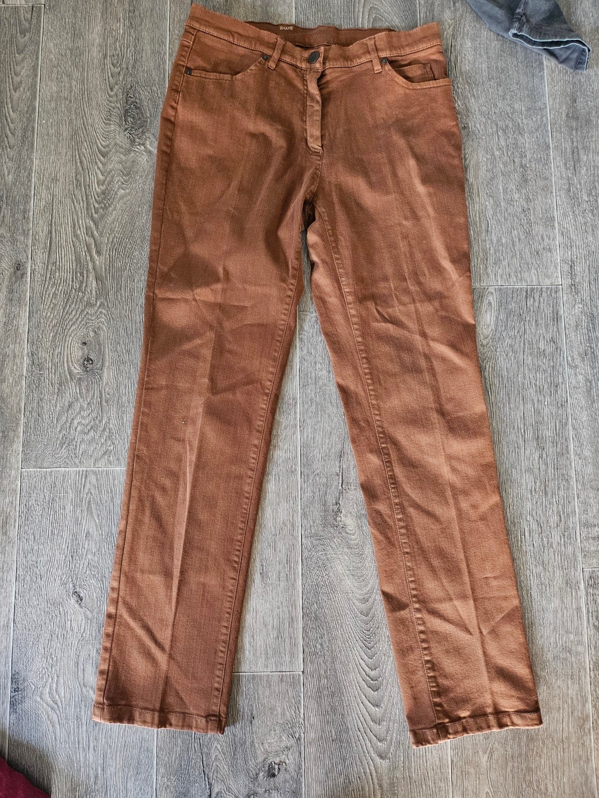 Toni Perfect Shape Bruine Broek - Maat 42/44 (L), Bruin, Maat 42/44 (L), Ophalen of Verzenden, Zo goed als nieuw