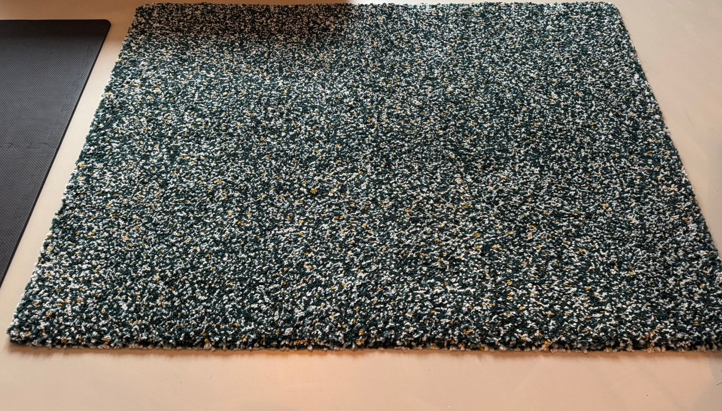 Vloerkleed hoogpollig | Vindum, Huis en Inrichting, Ophalen, 100 tot 150 cm, Zo goed als nieuw, 150 tot 200 cm
