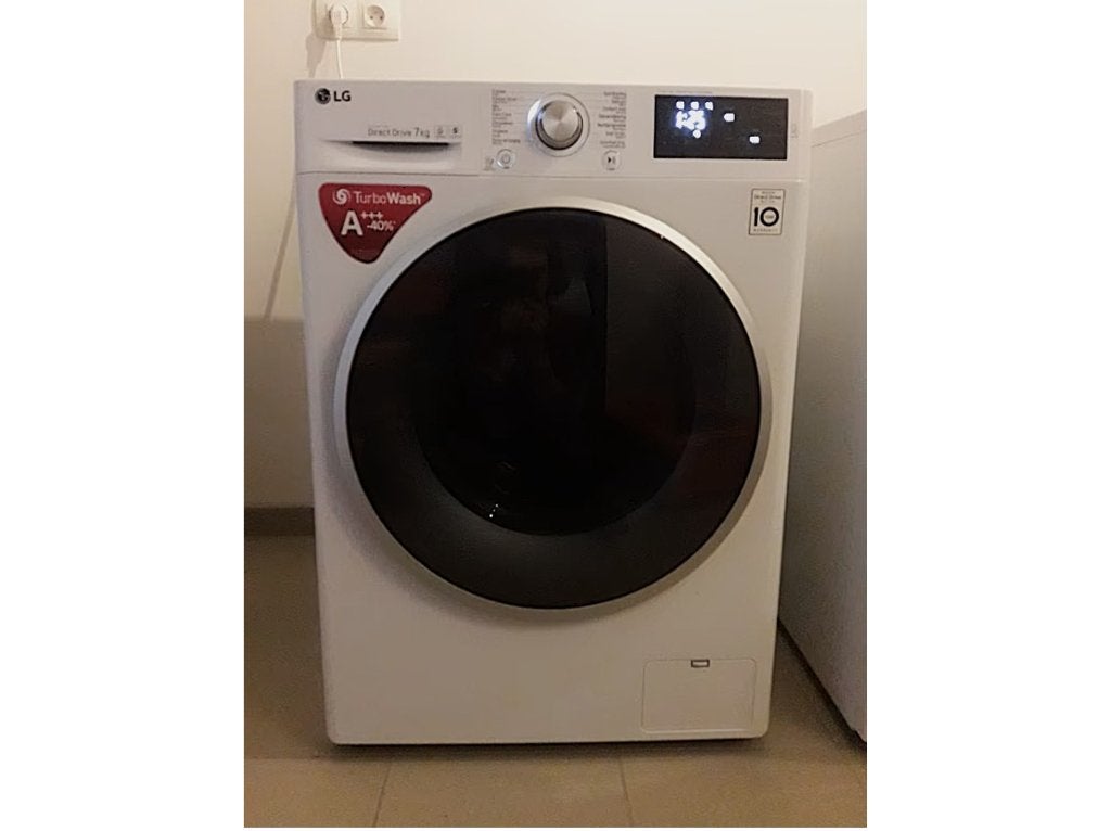 Lg wasmachine, 7 kilo 1400 toeren,  Direct-Drive, 6 Motion, Ophalen of Verzenden, Zo goed als nieuw, Voorlader, 85 tot 90 cm