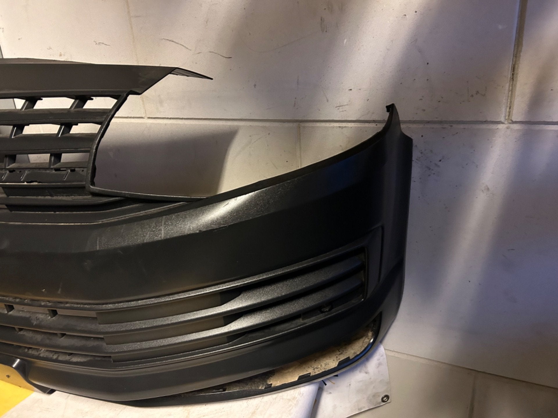 Volkswagen Transporter T6 Voorbumper 7E0807221D, Info@fabrikant.eu, Ophalen of Verzenden, Bumper, Fabrikant BV