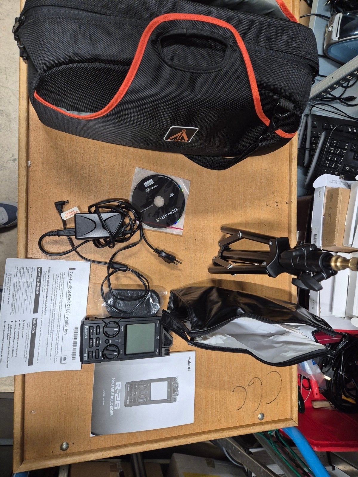 Roland R-26 Portable Recorder met accessoires, Ophalen of Verzenden, Zo goed als nieuw, Audio