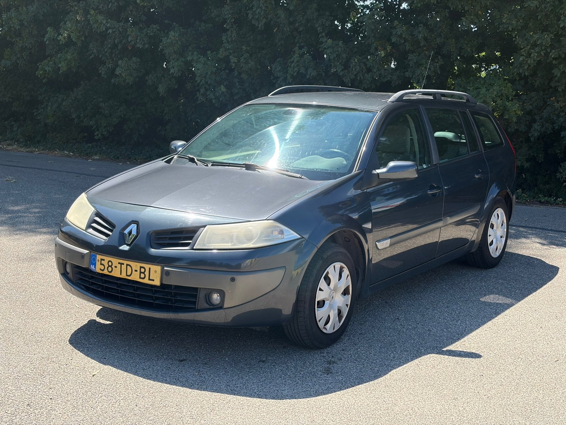 Renault Mégane Grand Tour 1.6-16V Dynamique Comfort Airco!, Auto's, Renault, Gebruikt, 4 cilinders, Euro 4, 1300 kg