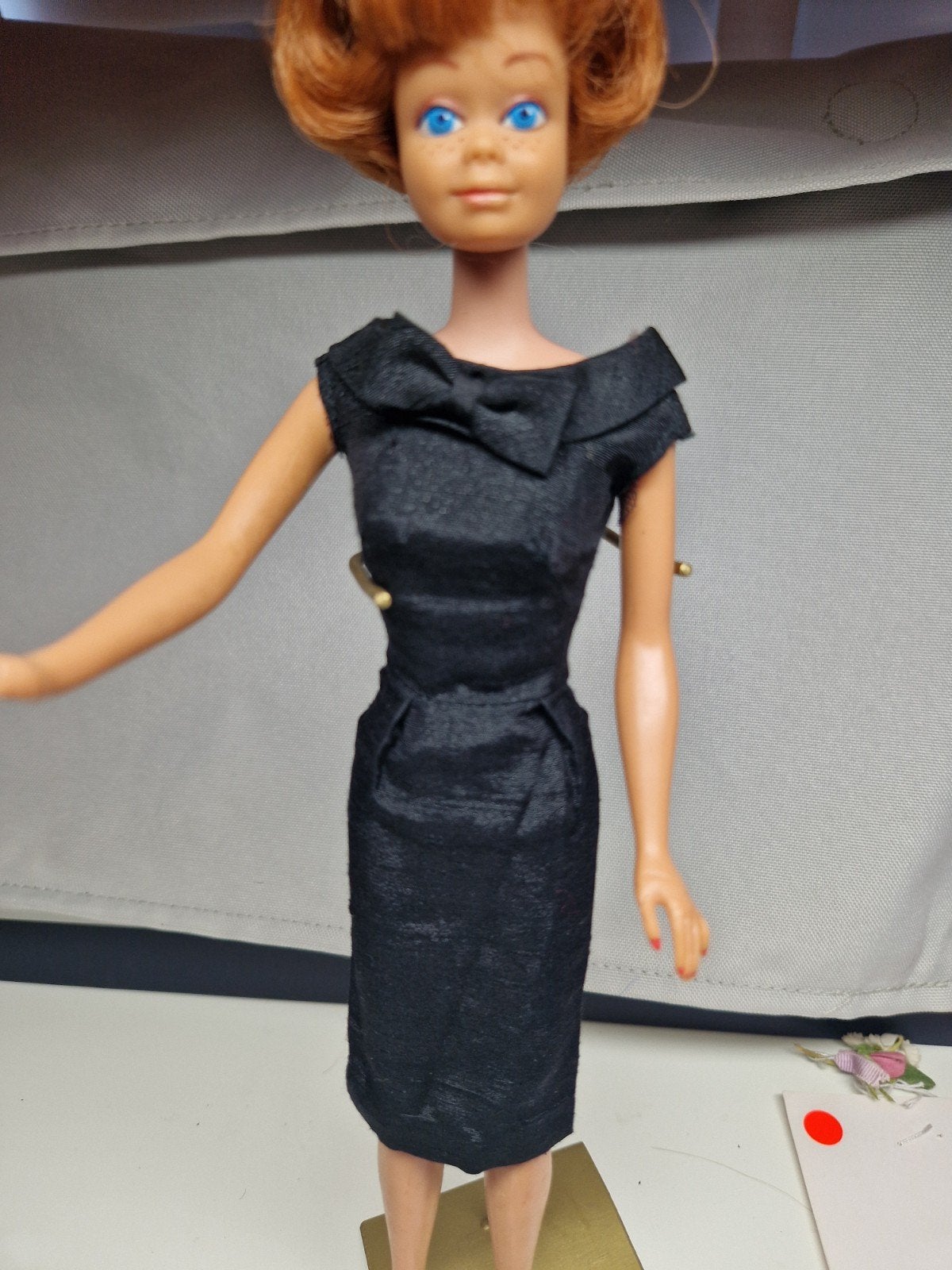 barbie vintage sheath dress zwart, Ophalen of Verzenden, Zo goed als nieuw, Kleertjes