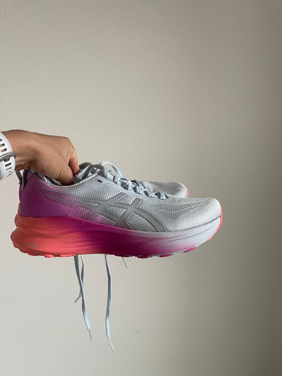 ASICS Gel-Kayano 32 Dames - Sky Digital Sakura - Maat 40, Kleding | Dames, Schoenen, Ophalen of Verzenden, Zo goed als nieuw, Roze