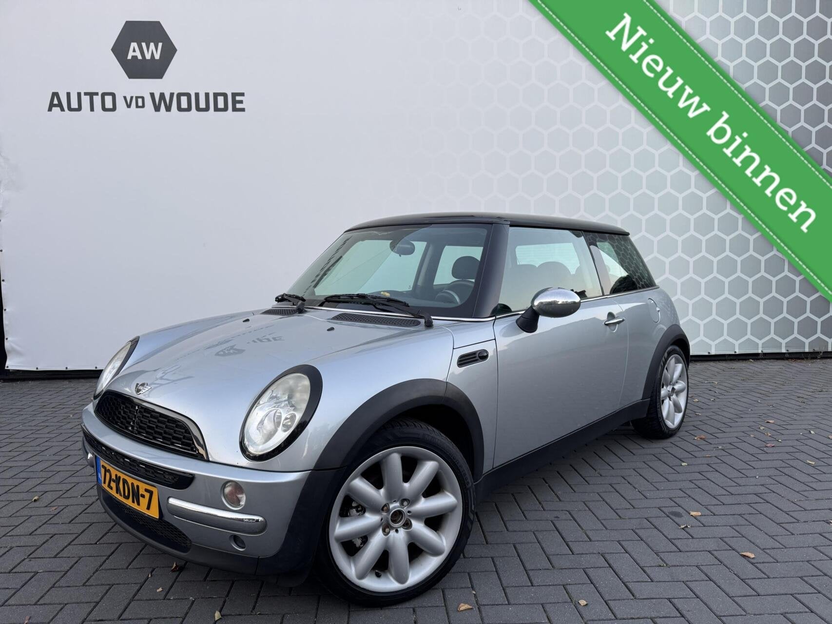 Mini 3-Deurs 1.6 One Pepper Nieuwe APK, Auto's, Mini, Voorwielaandrijving, Gebruikt, Zwart, 4 cilinders