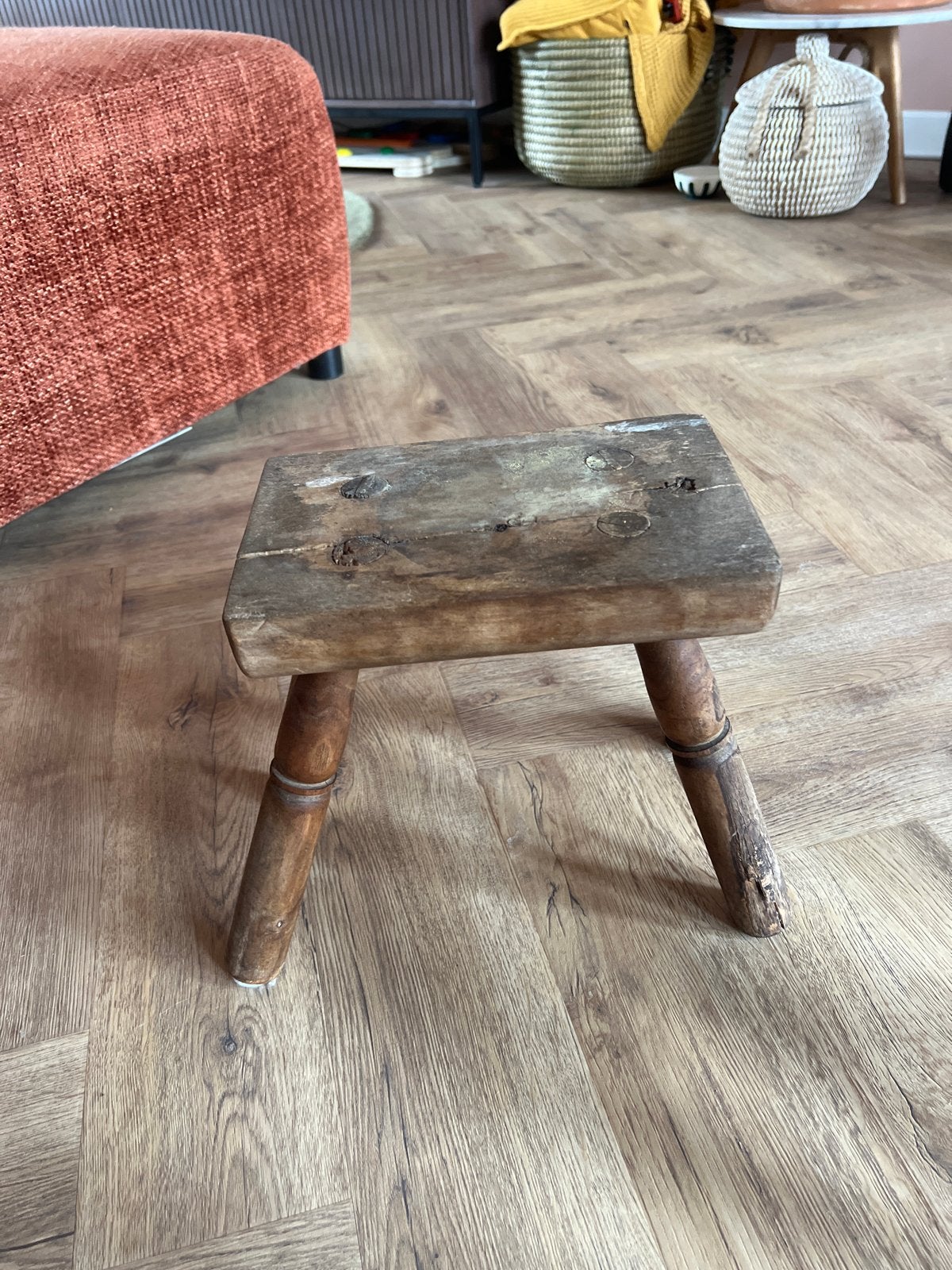 Melkkrukje - Rustiek Houten Krukje, Ophalen, Gebruikt, Hout