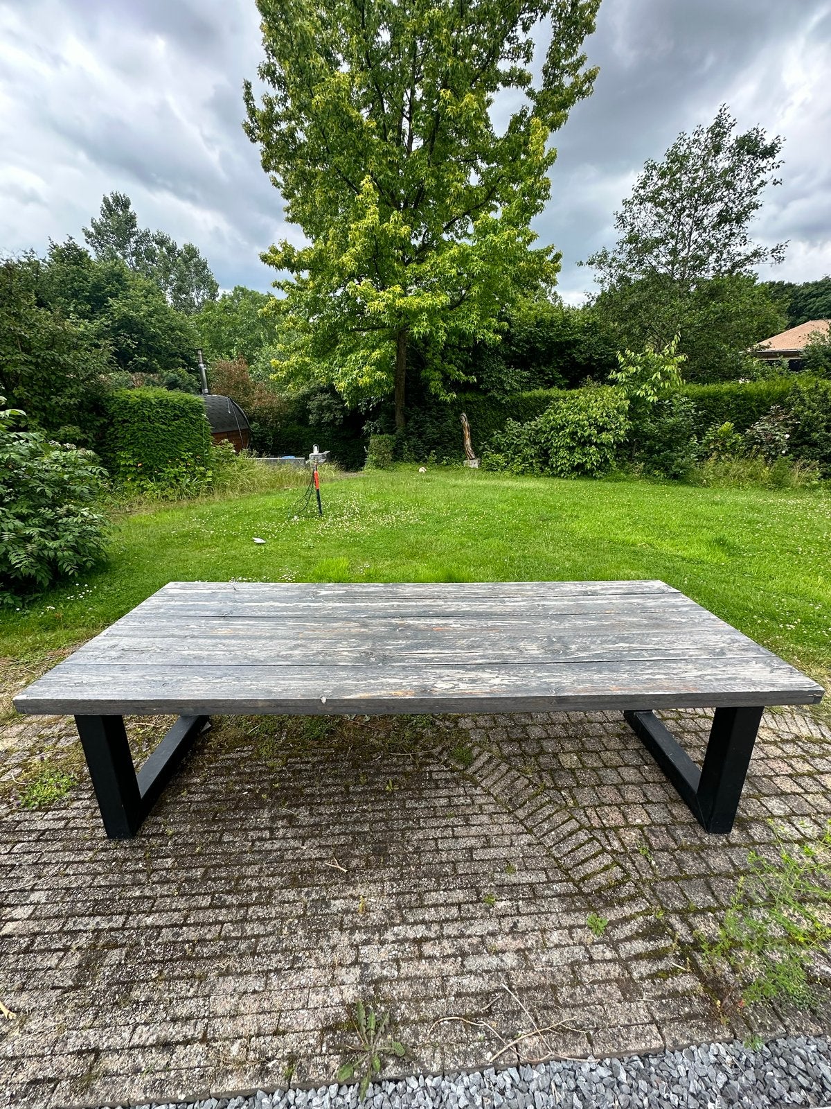 Robuuste Tuintafel 260x98cm met metalen onderstel, Tuin en Terras, Tuintafels, Ophalen, Gebruikt, Rechthoekig, Hout