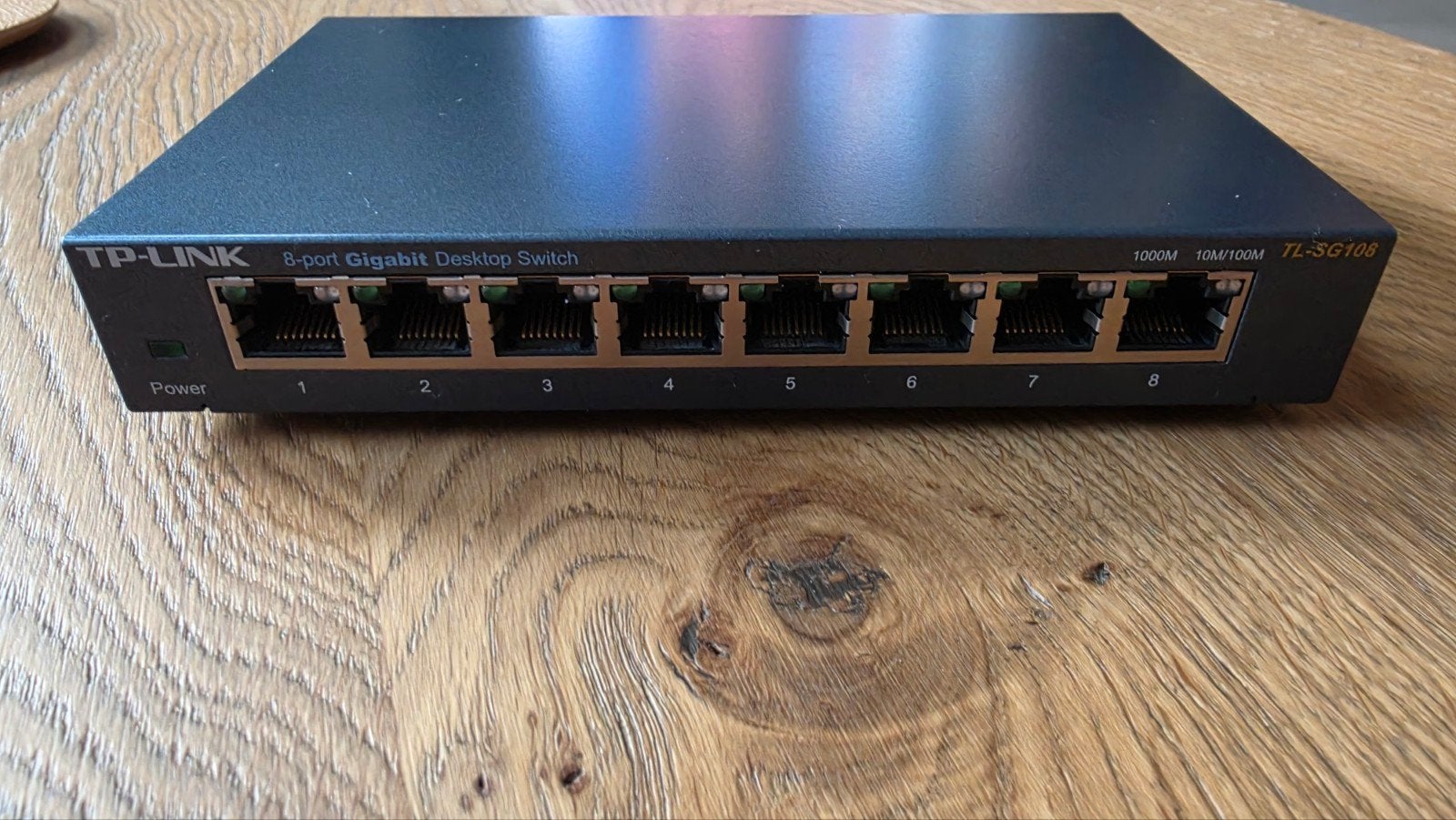 TP-Link TL-SG108 8-poorts Gigabit Desktop Switch, Computers en Software, Netwerk switches, Ophalen of Verzenden, Gebruikt