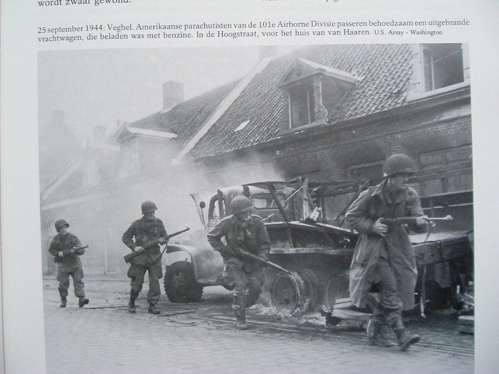 Veghel, een snijpunt in Oost-Brabant 1940 - 1945., F. Govers, Ophalen of Verzenden, Algemeen, Tweede Wereldoorlog