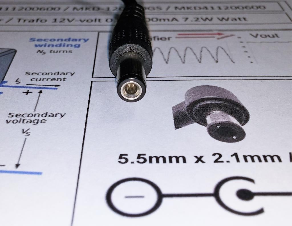 MERRY KING MKD41-1200600 12V 0.6A AC DC Adapter Oplader, Ophalen of Verzenden, Zo goed als nieuw