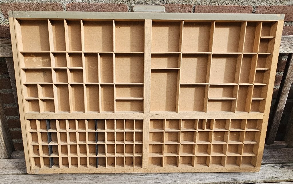 Vintage letterbak (#4) / zetkast voor decoratie, Huis en Inrichting, Gebruikt, Hout, Decoratieobject, 83 cm