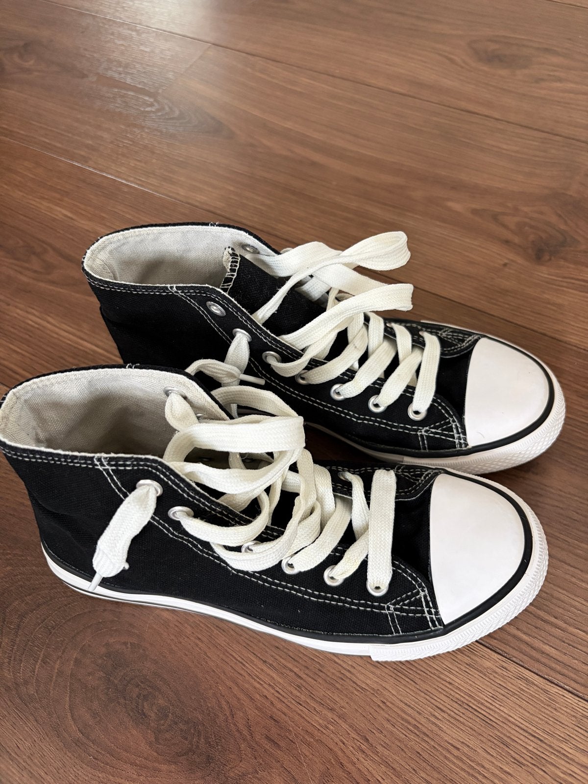 Wadloopschoenen - Zwarte hoge sneakers, Zwart, Ophalen of Verzenden, Sneakers of Gympen, Zo goed als nieuw