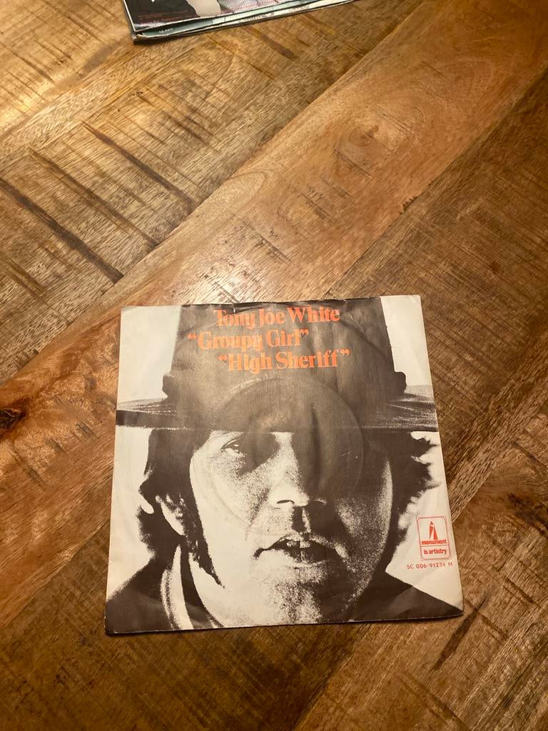 Tony Joe White - Groupy Girl / High Sheriff - Single, Ophalen of Verzenden, Gebruikt, Rock en Metal