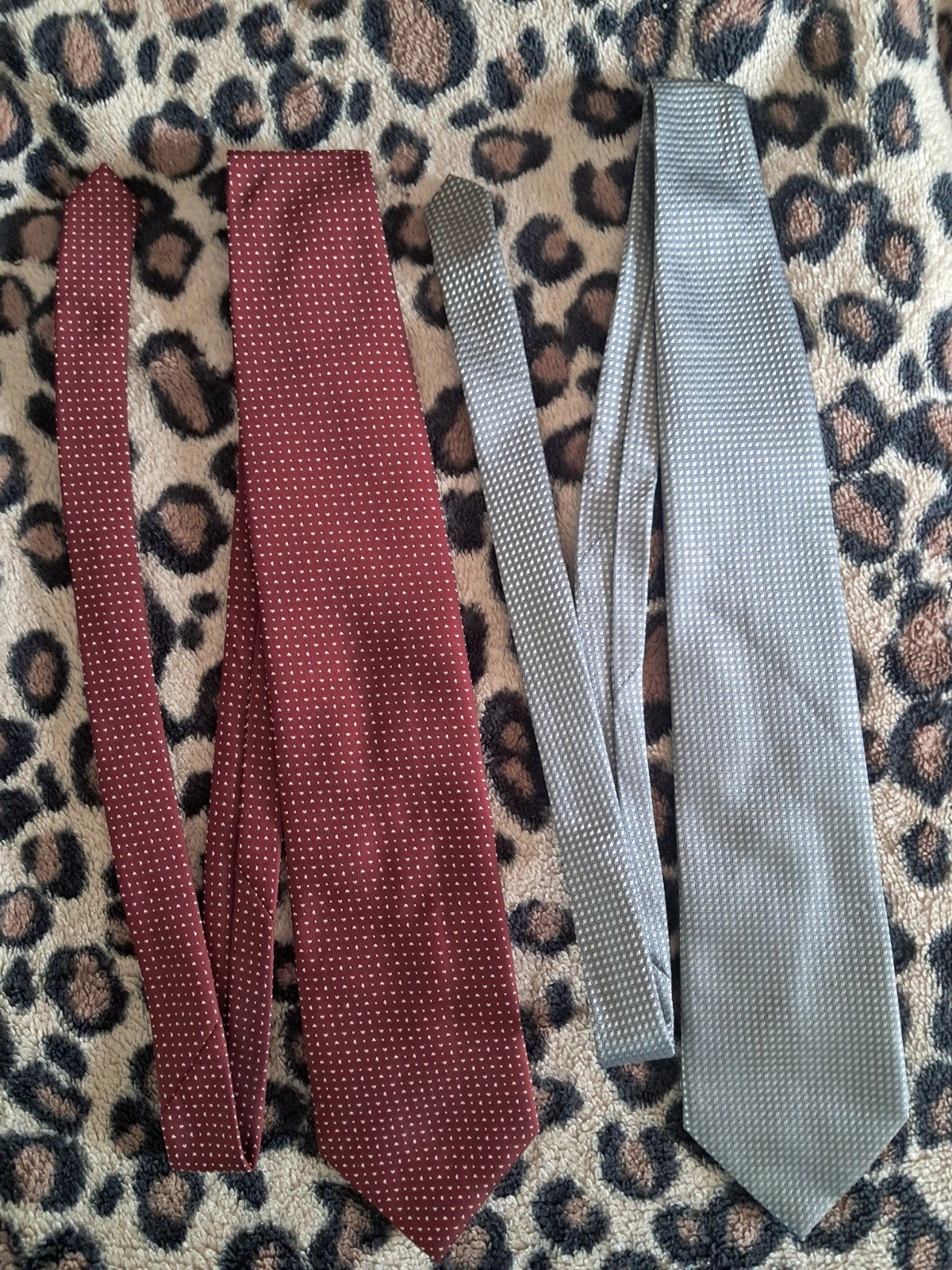 Hugo Boss & Giorgio Armani stropdassen, Hugo Boss, Giorgio Armani, Meerkleurig, Ophalen of Verzenden, Zo goed als nieuw