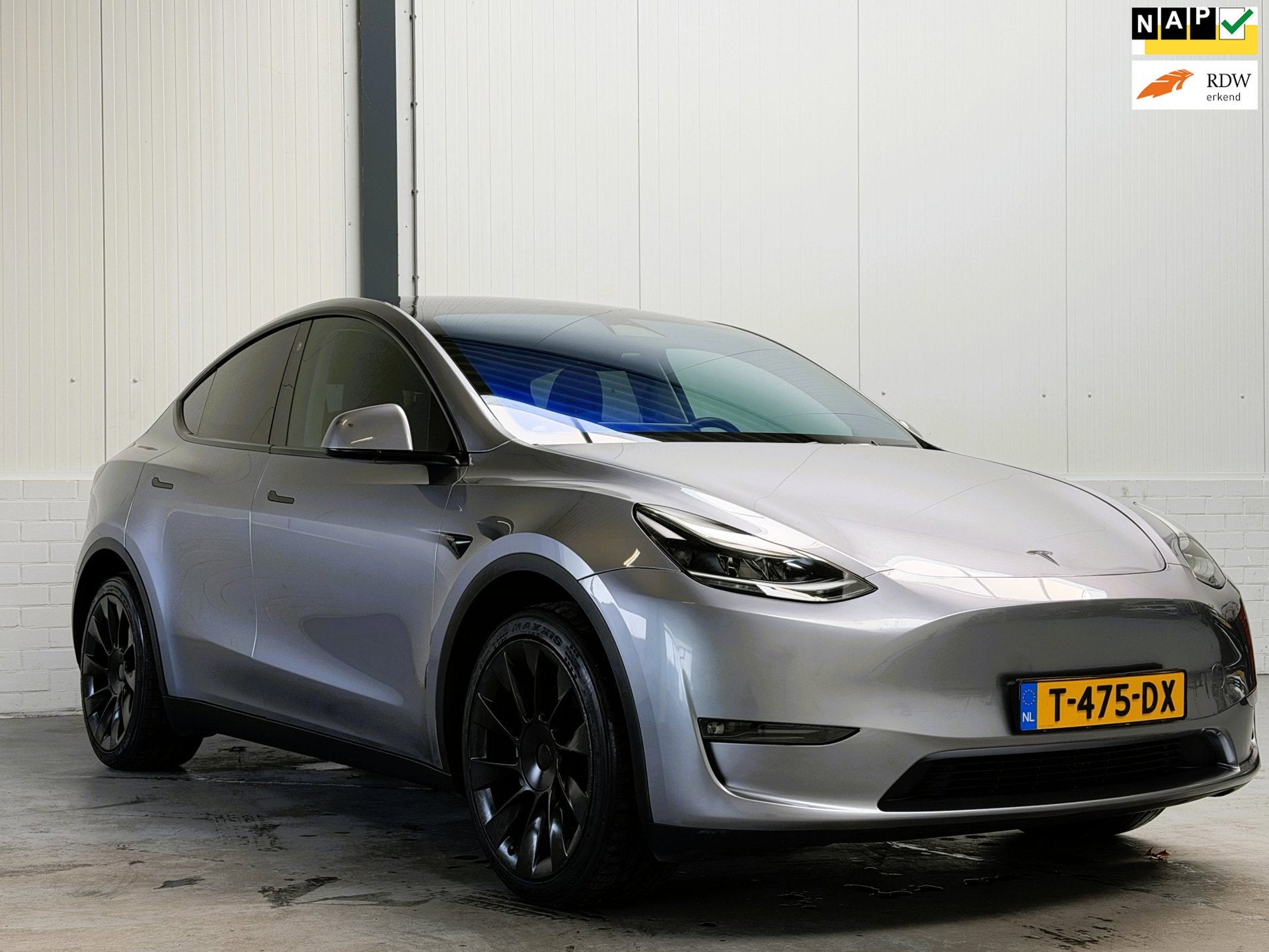Tesla Model Y Long Range AWD 75 kWh|SoH 89%|, Auto's, Gebruikt, Zwart, 351 pk, Vierwielaandrijving