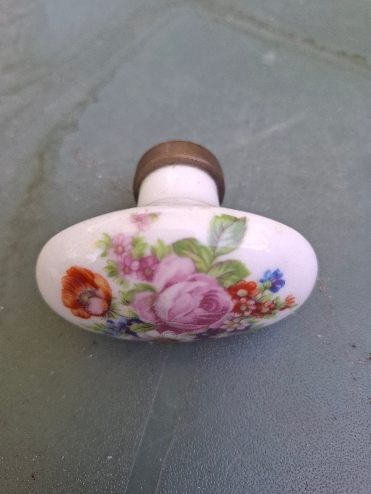 Antieke porseleinen deurknop met bloemmotief, Ophalen of Verzenden
