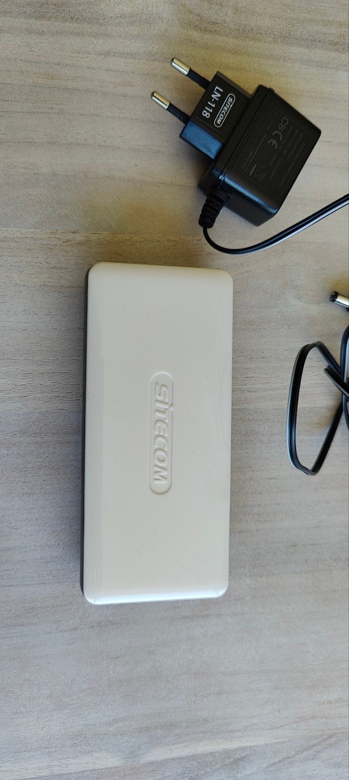 Switch sitecom (100 mbps) ln-118v1 002, Computers en Software, Ophalen, Gebruikt