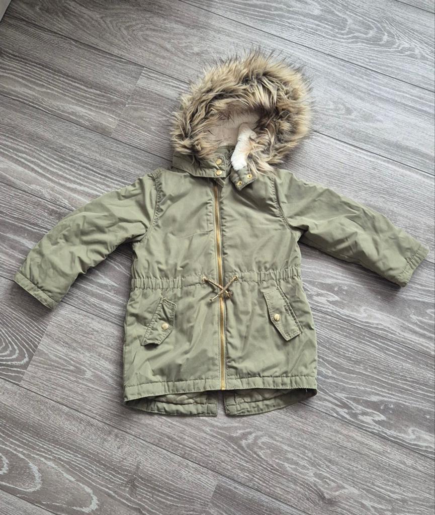 H&M Kinderparka met teddy voering en capuchon, maat 116, Gebruikt, Meisje, H&M, Ophalen of Verzenden