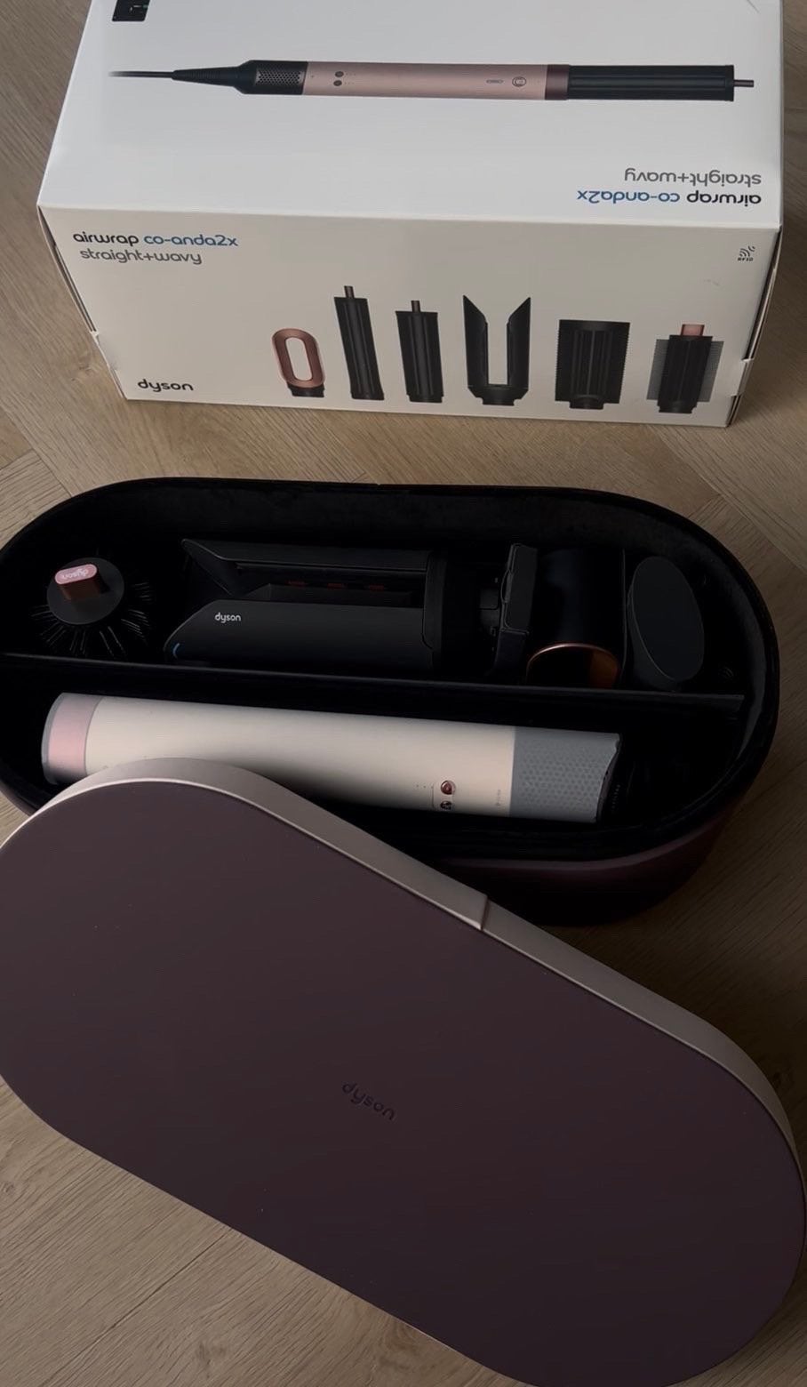 Dyson Airwrap Co-anda2x Straight+Wavy Haarstyler, Ophalen of Verzenden, Nieuw, Haarverzorging