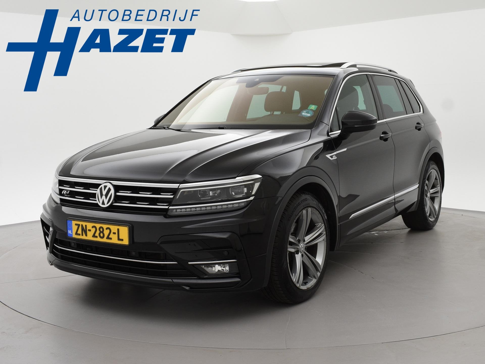 Volkswagen Tiguan 1.5 TSI ACT DSG R-LINE + PANORAMA | LEDER, Auto's, Gebruikt, 150 pk, Zwart, Origineel Nederlands