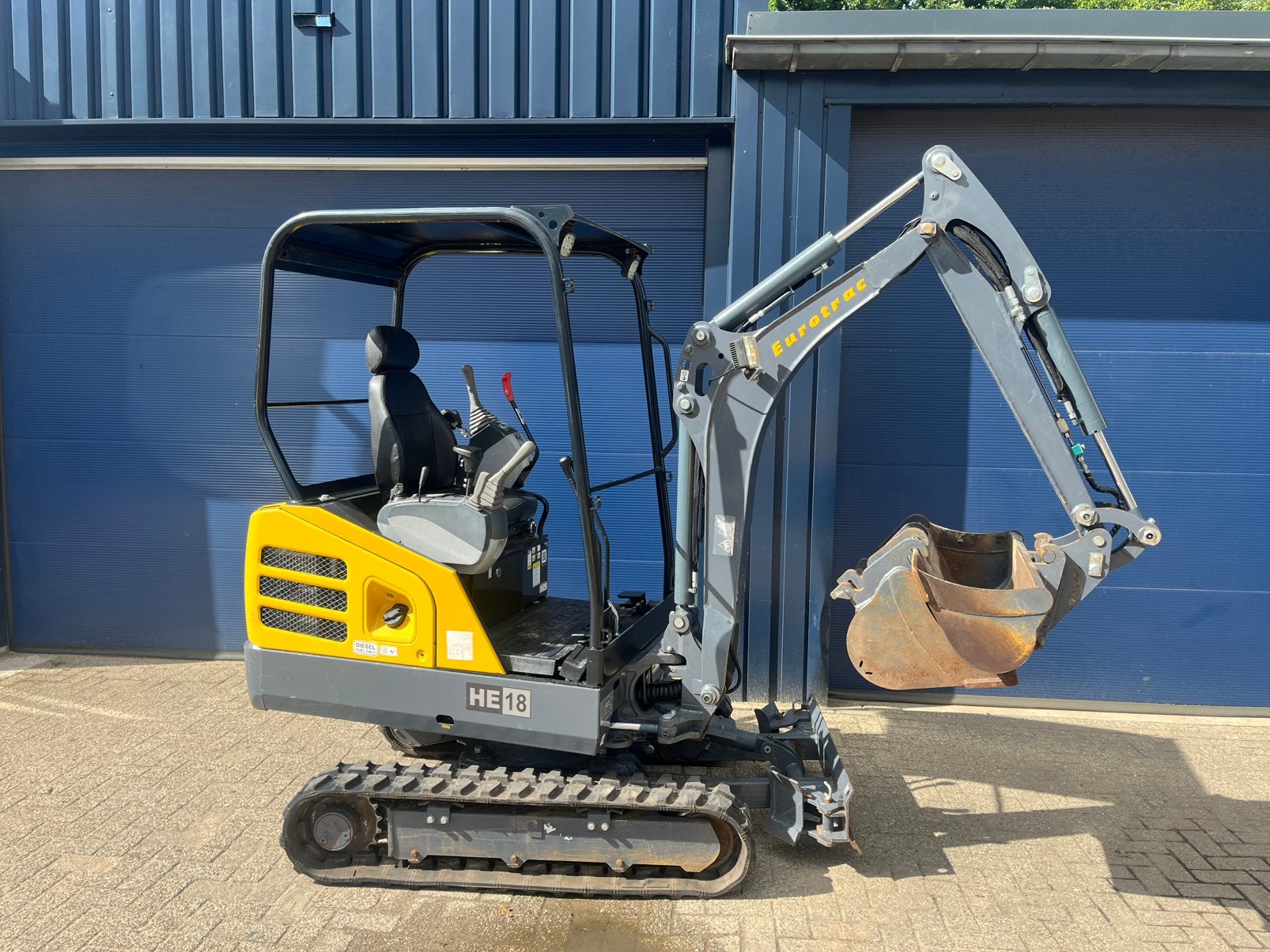 Eurotrac HE18 demo, nieuwstaat!, Ophalen of Verzenden, Graafmachine