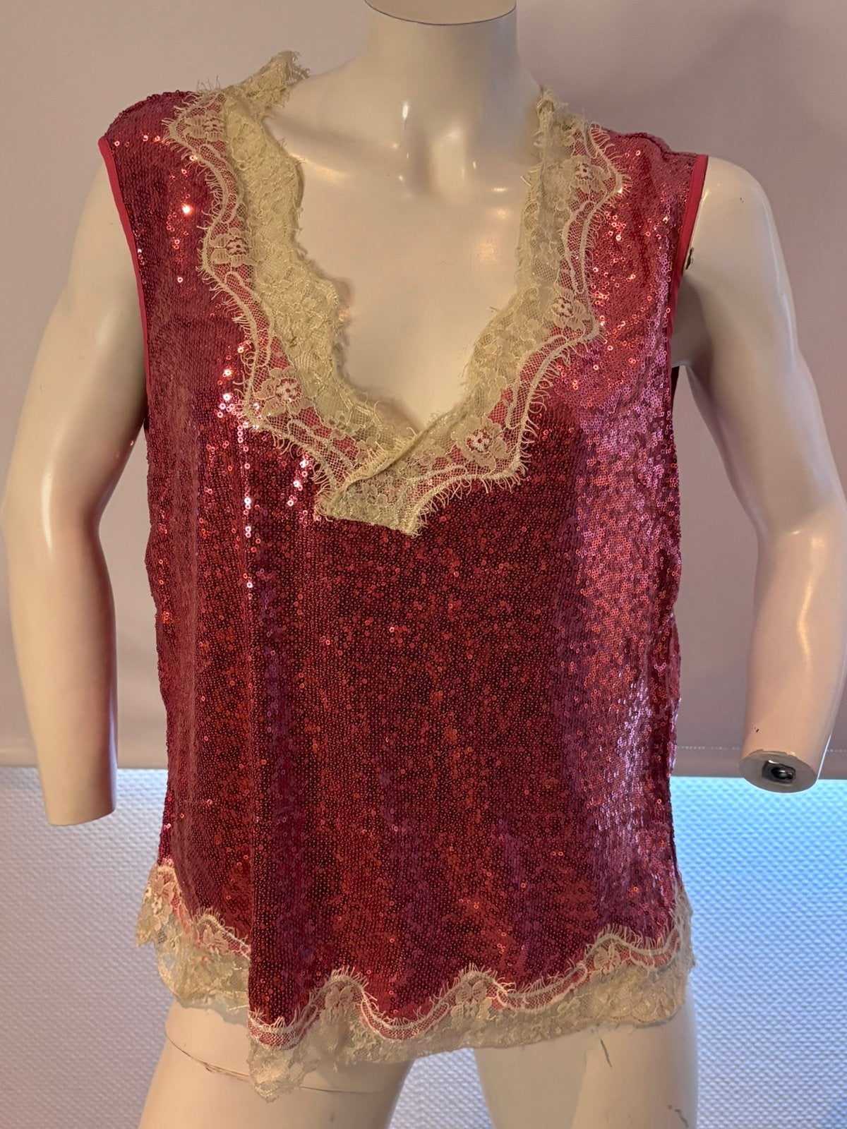 Twinset top met kant en paietten maat m, Maat 38/40 (M), ., Ophalen of Verzenden, Zo goed als nieuw