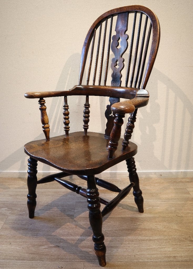 Antieke Windsor armstoel, Antiek en Kunst, Antiek | Meubels | Stoelen en Banken, Ophalen of Verzenden