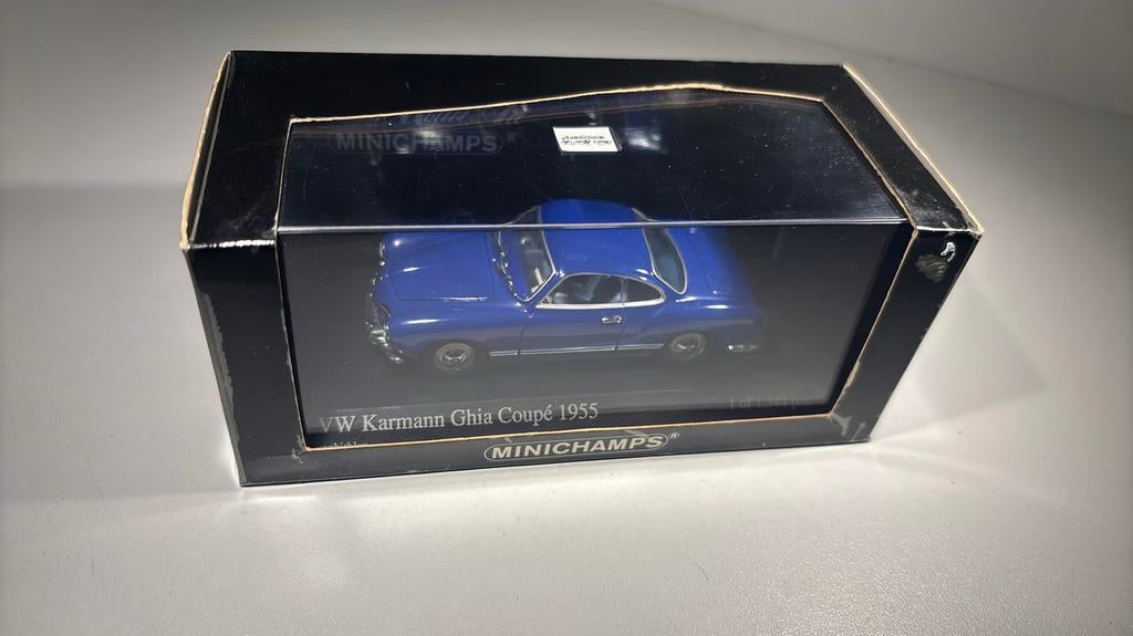 Volkswagen karmann ghia coupe bleu minichamps 1.43, Auto, Ophalen of Verzenden, MiniChamps, A