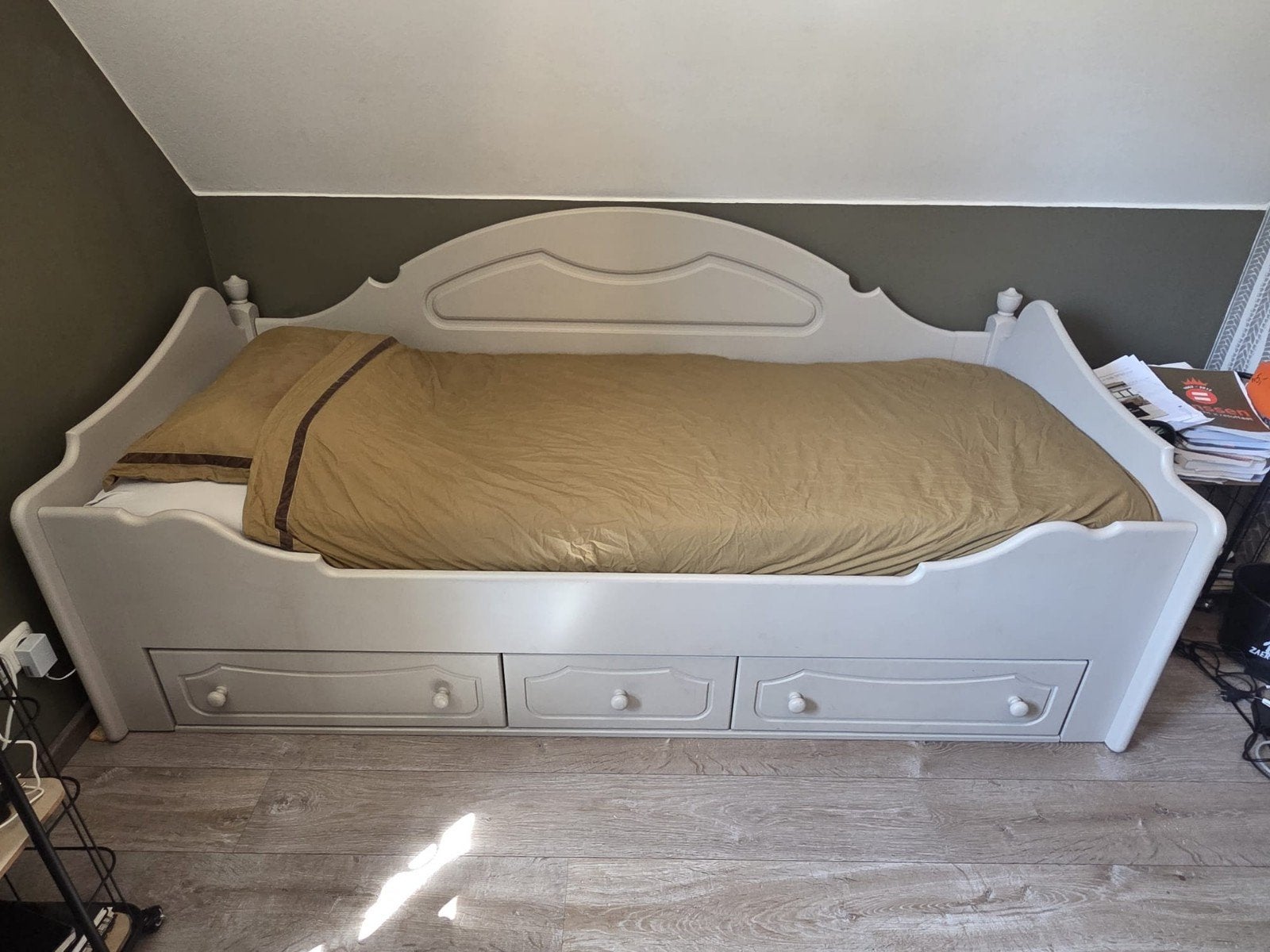 Massief houten bed met lades & bijpassende kast, Ophalen, Gebruikt, Eenpersoons, 80 cm