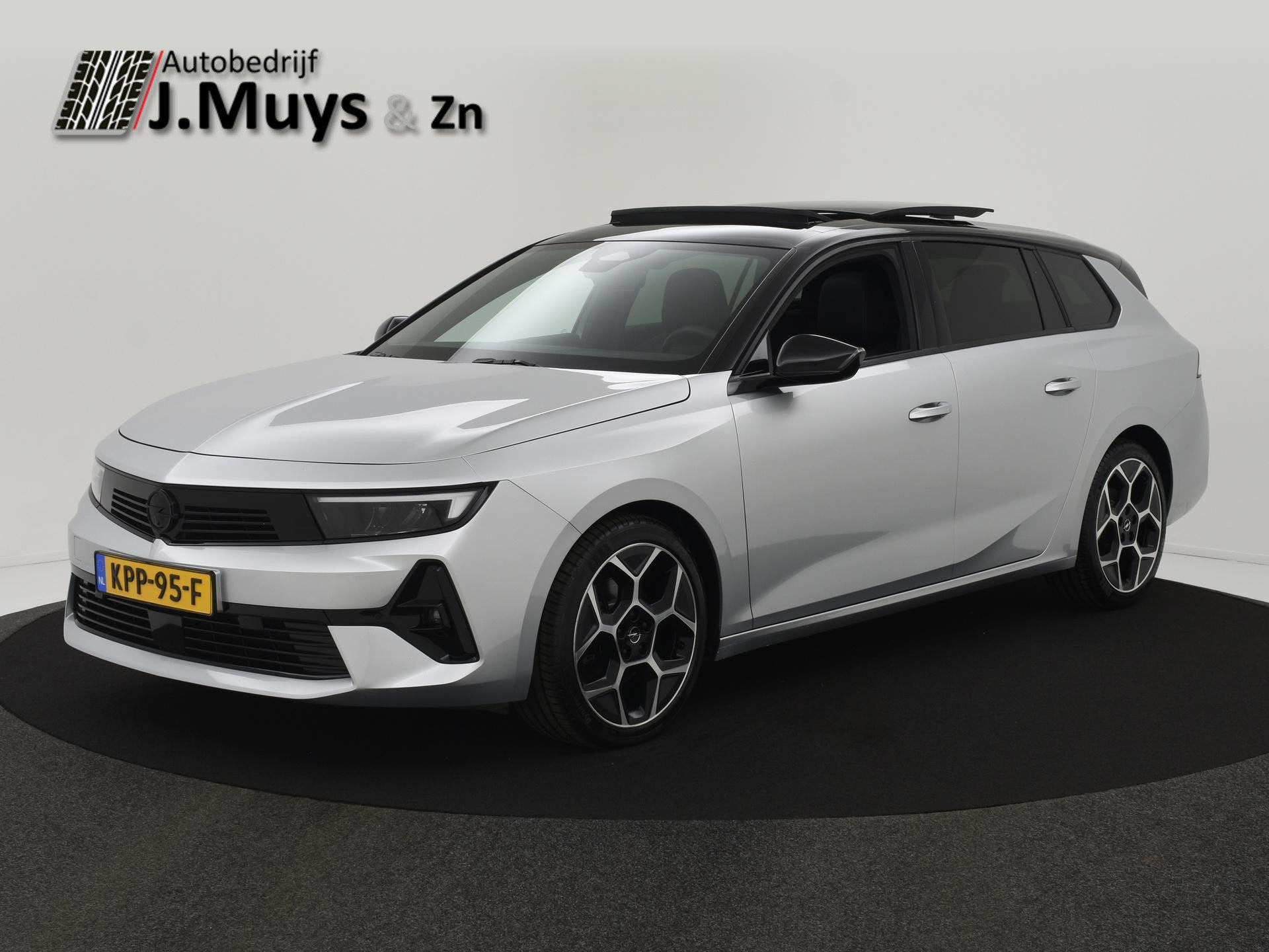 Opel Astra Sports Tourer 1.2 Turbo 130PK GS AUTOM. PANODAK|A, Auto's, Opel, Euro 6, 1199 cc, 3 cilinders, 131 pk