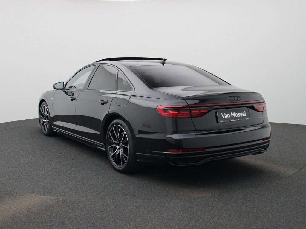 Audi A8 60 TFSI e quattro 462 PK | S-line l Adaptive Cruise, Auto's, Audi, 12 maanden, Gebruikt, 2995 cc, Zwart