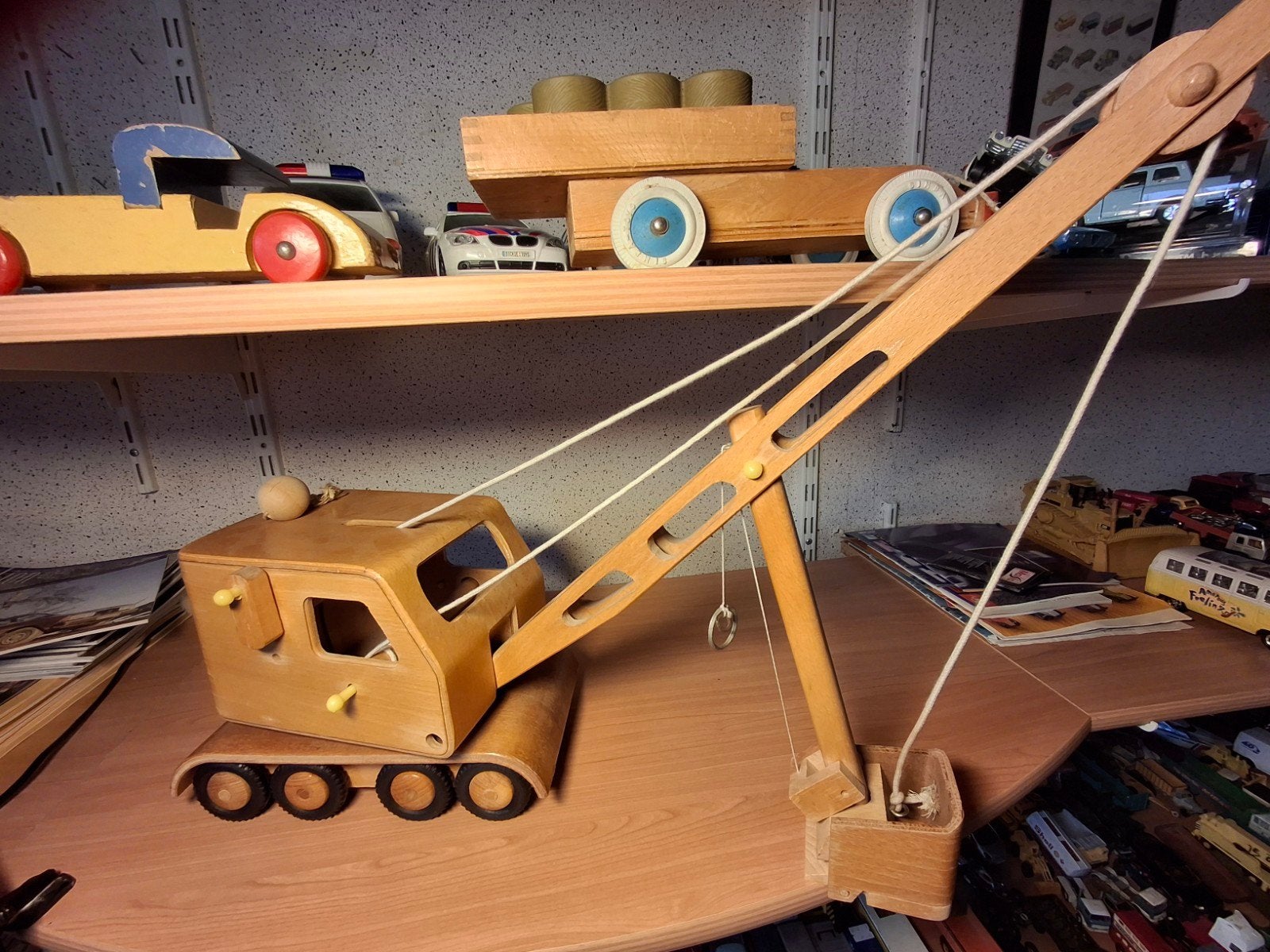 vintage houten speelgoedkraan, Ophalen of Verzenden