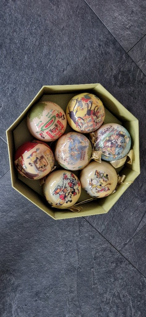Disney Kerstballen met vintage prints, Diversen, Ophalen, Zo goed als nieuw