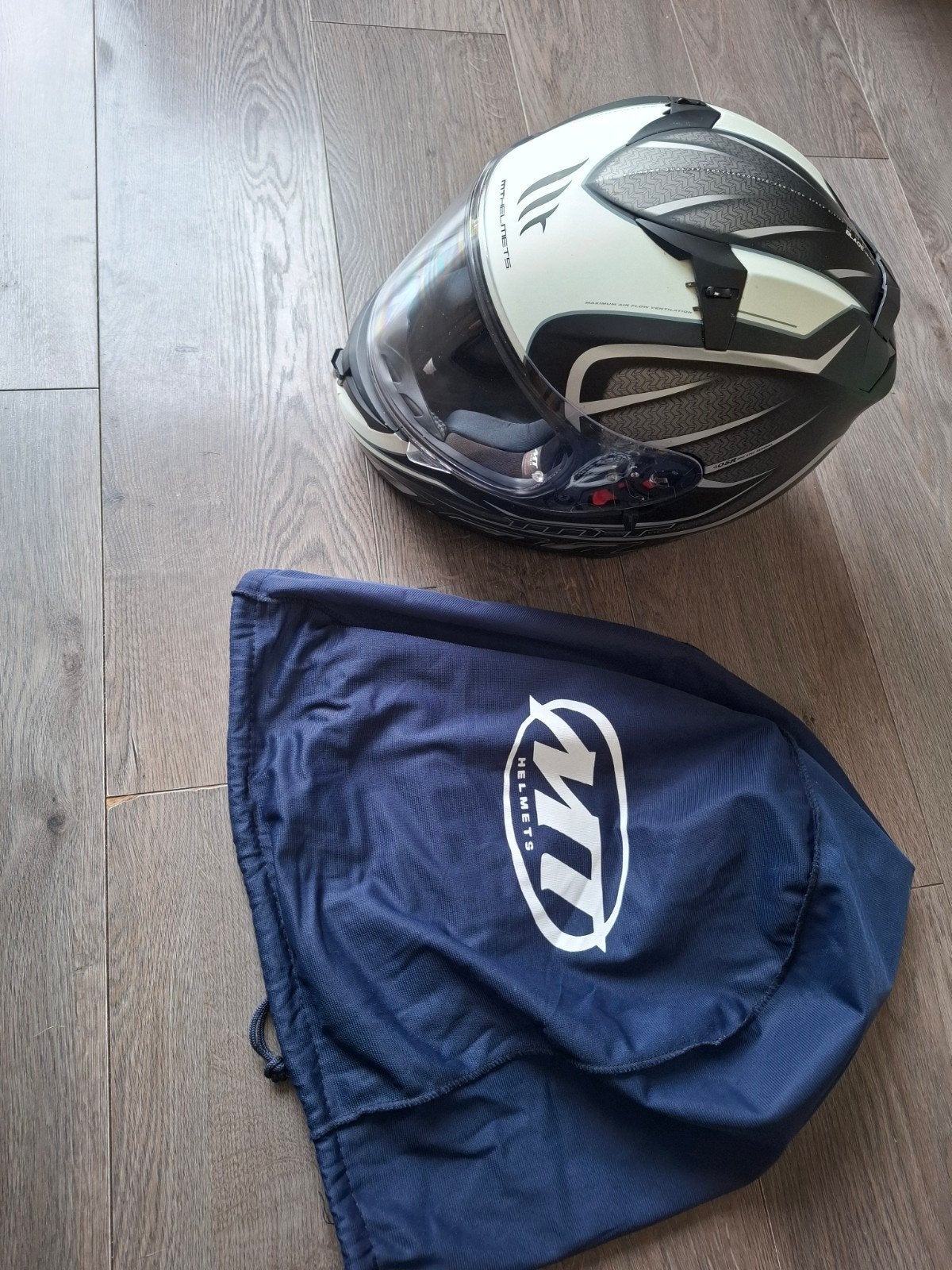 MT Helmets Blade SV Integraalhelm Maat M, Motoren, M, Integraalhelm, Tweedehands, Ophalen