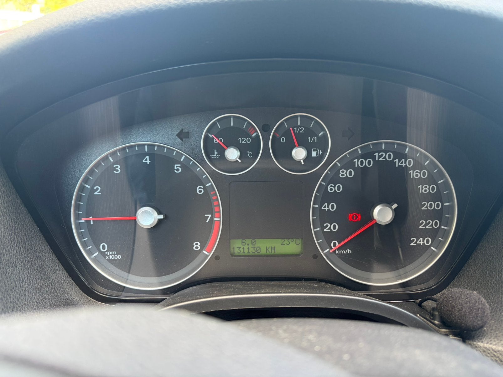 Foto 12 van Ford Focus 1.4 (2005) | gereviseerde motor, CarPlay, Pirelli
