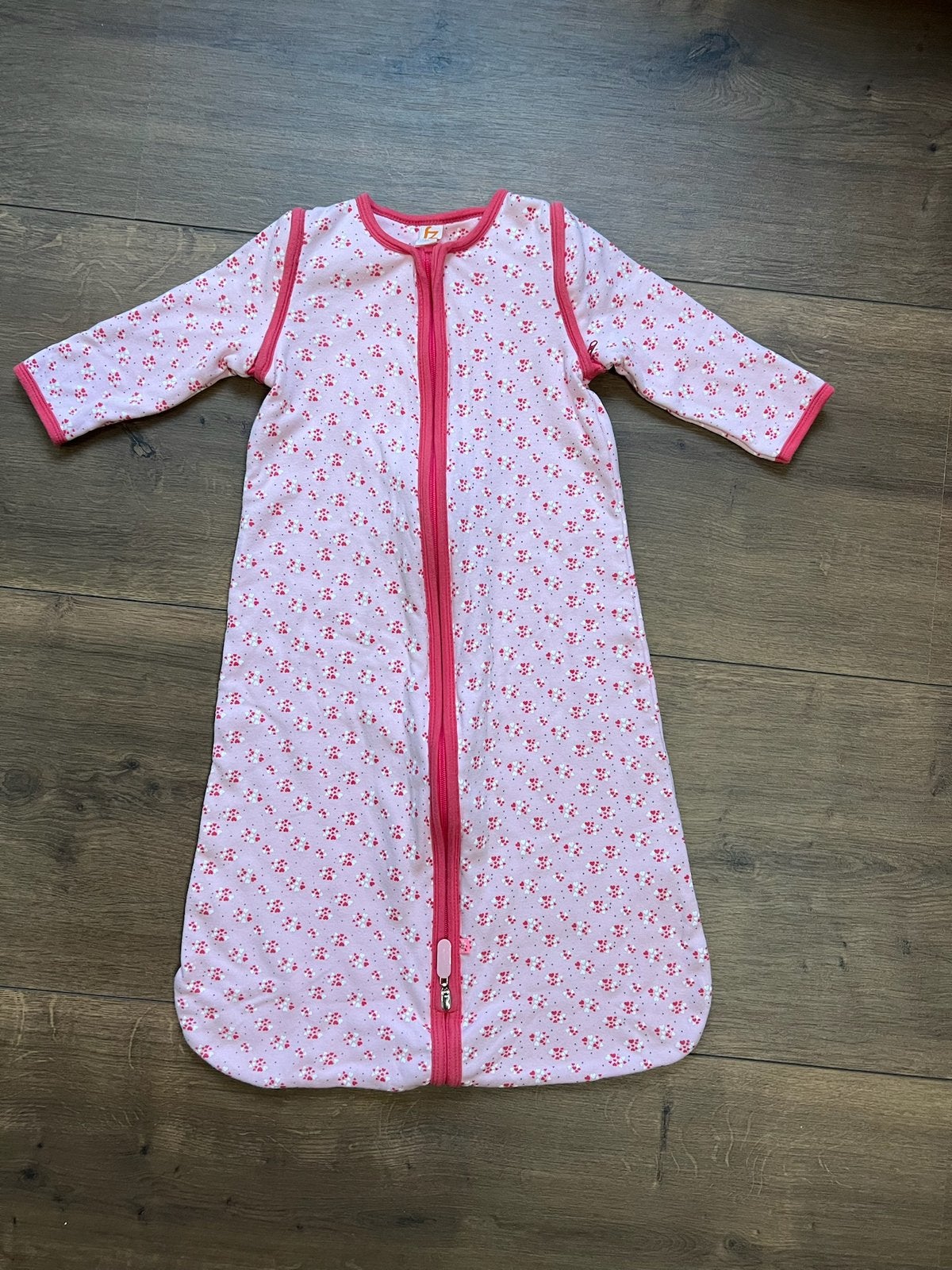 Roze Slaapzak met bloemenprint - Frendz - 90 cm, Kinderen en Baby's, Ophalen of Verzenden, Zo goed als nieuw, Roze, Slaapzak