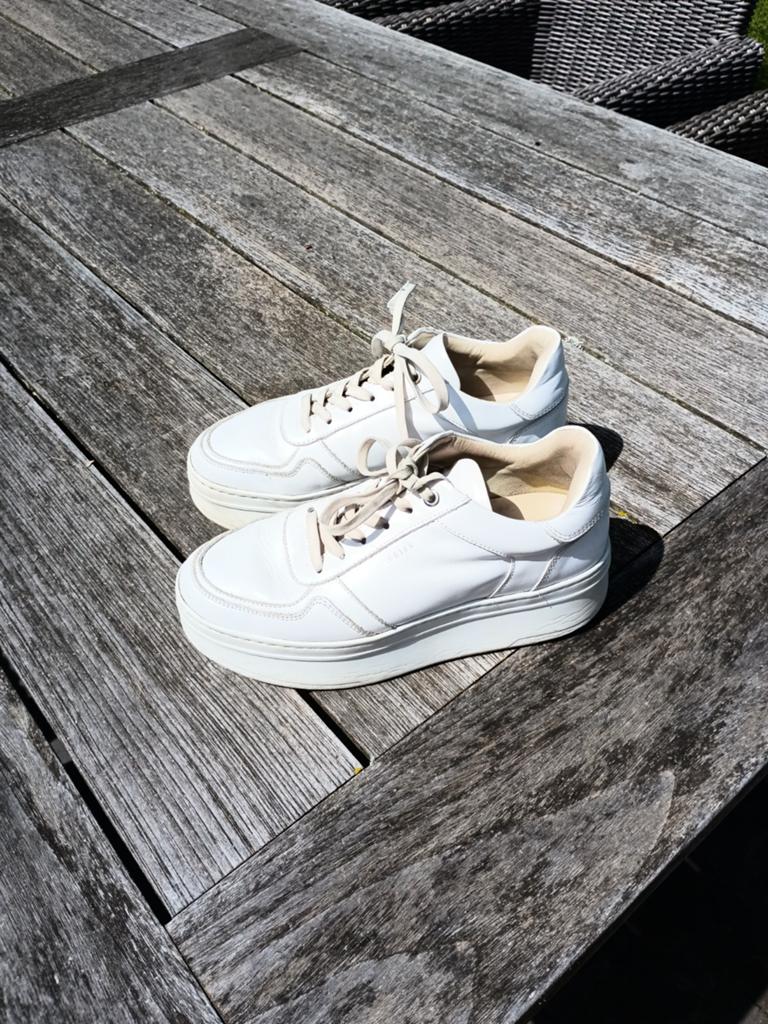Nubikk witte leren sneakers maat 40, Kleding | Dames, Schoenen, Nubikk, Ophalen, Wit, Sneakers of Gympen