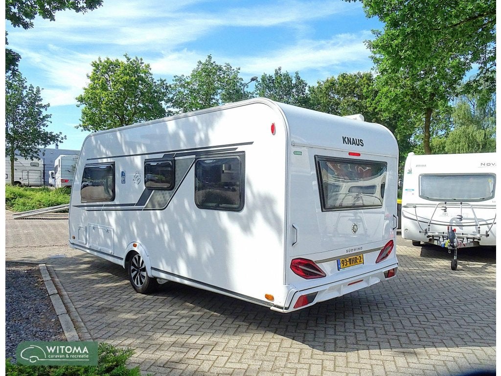 Knaus Sudwind 60 Years 500 FU Compleet gasloos,compleet, Caravans en Kamperen, Rondzit, Bedrijf, Overige typen, 5 tot 6 meter