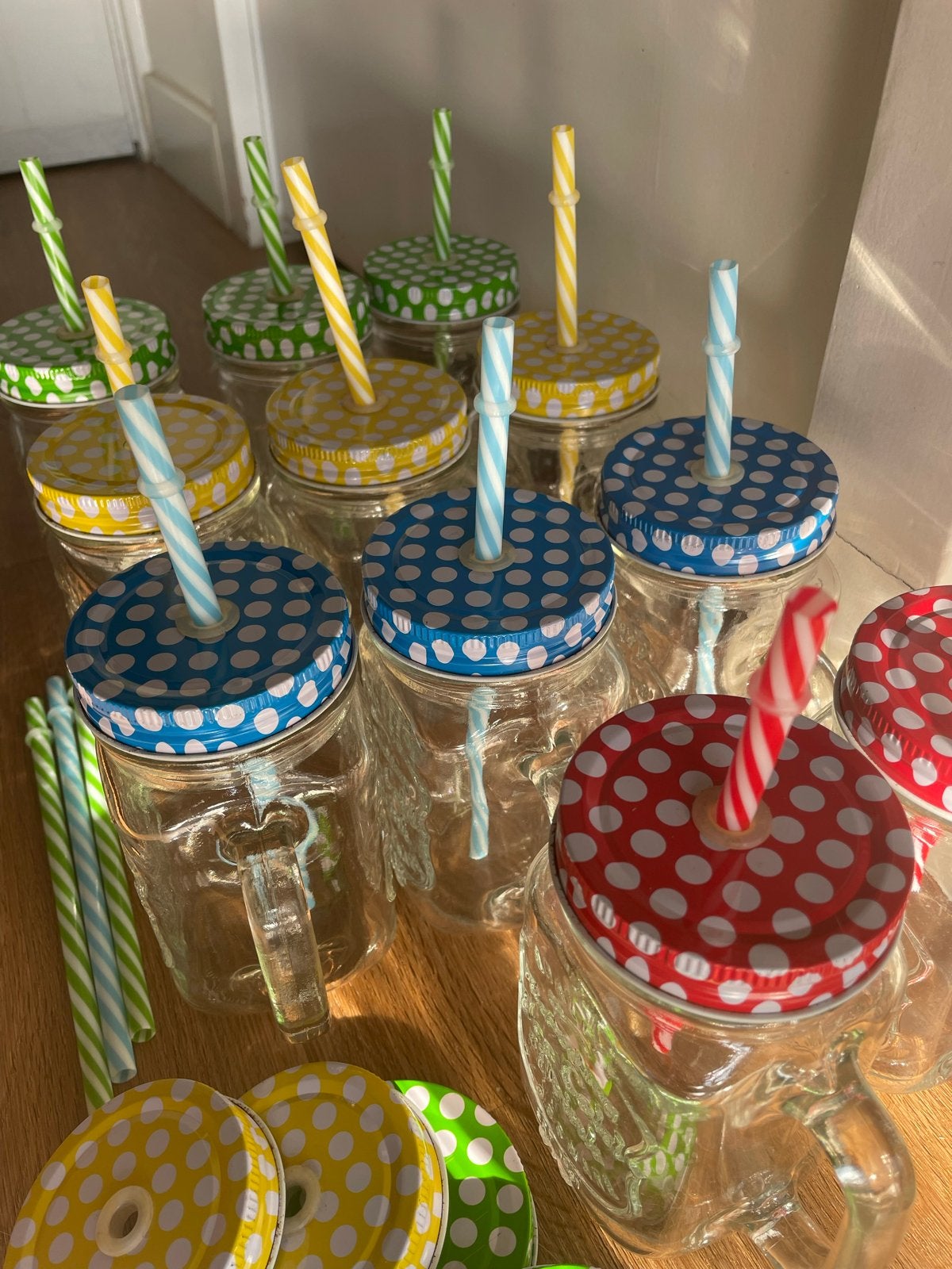 Cocktail/Lemonade glazen met oor, deksel en rietje, Ophalen, Gebruikt, Glas, Meerkleurig