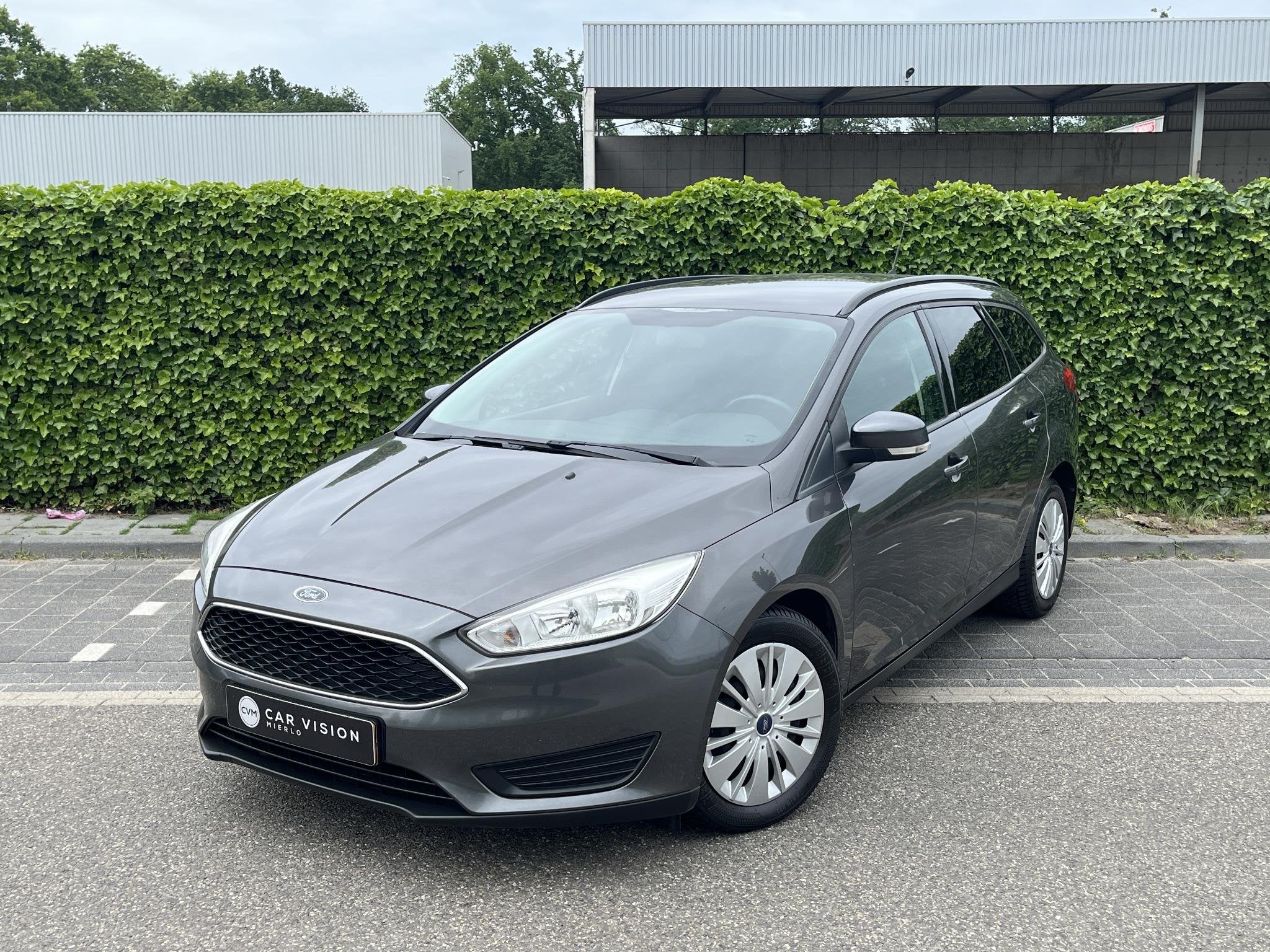 Ford Focus Wagon 1.0 Edition * Nieuwe Distributie * Carplay, Electronic Stability Program (ESP), Gebruikt, Euro 6, Handgeschakeld