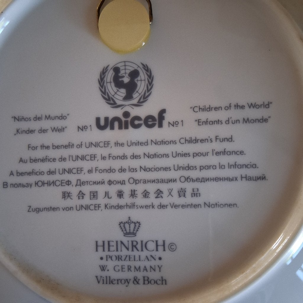Complete serie UNICEF wandborden 'Children of the World', Ophalen