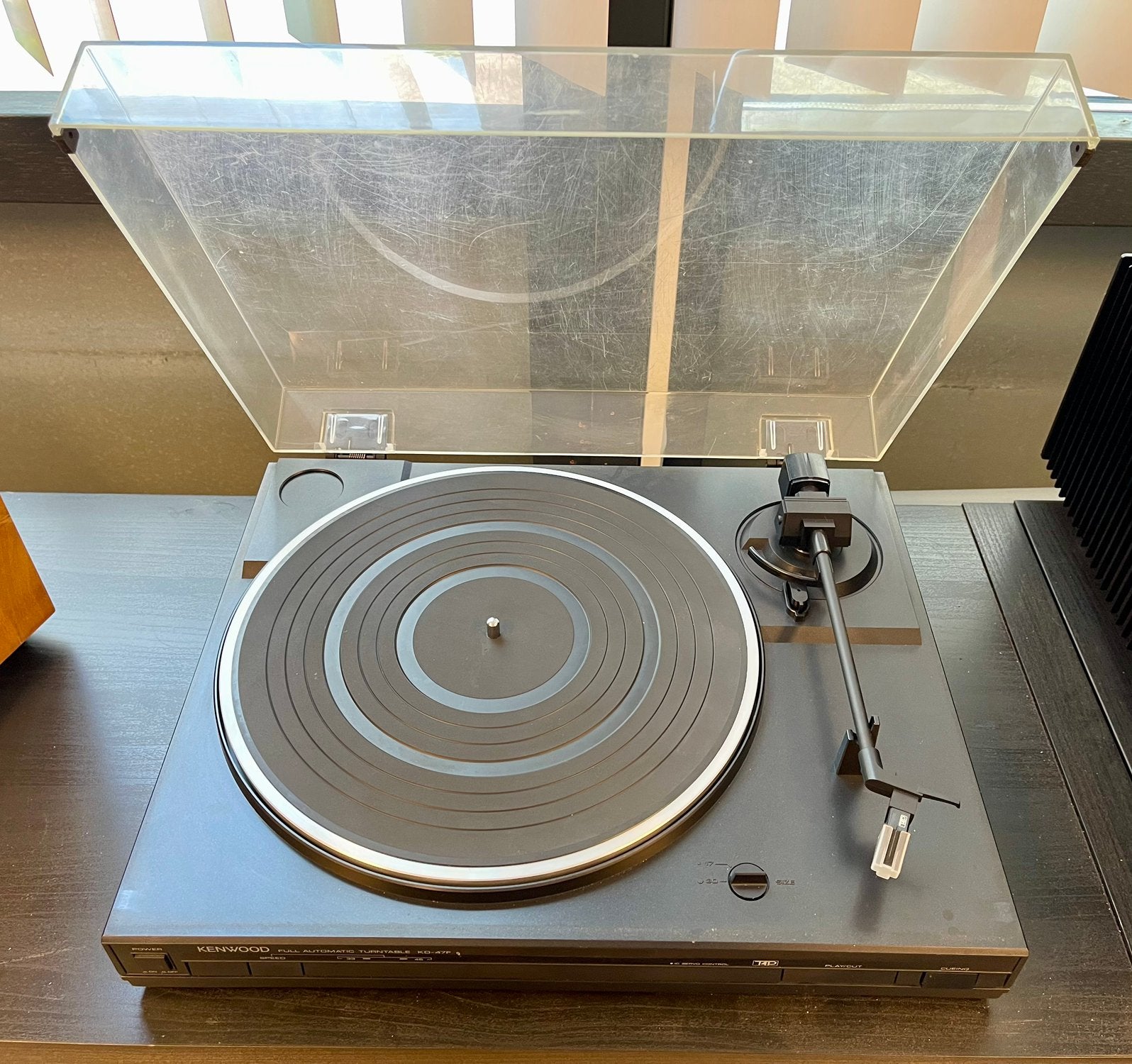 KENWOOD KD-47F - Volautomatische Platenspeler, Ophalen