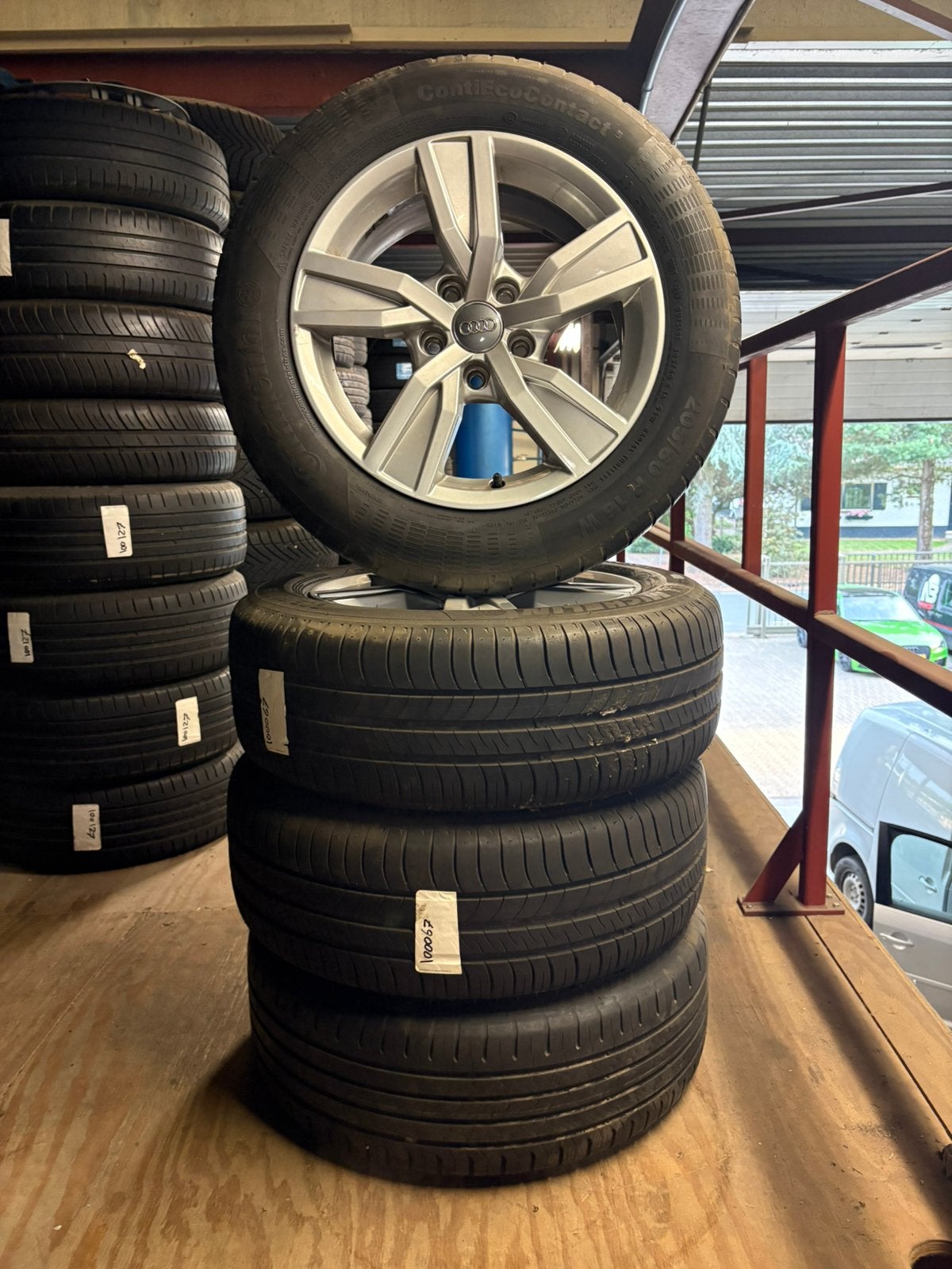 Audi origineel 16 inch zomerset, Auto-onderdelen, Banden en Velgen, 16 inch, Banden en Velgen, Zomerbanden, 205 mm