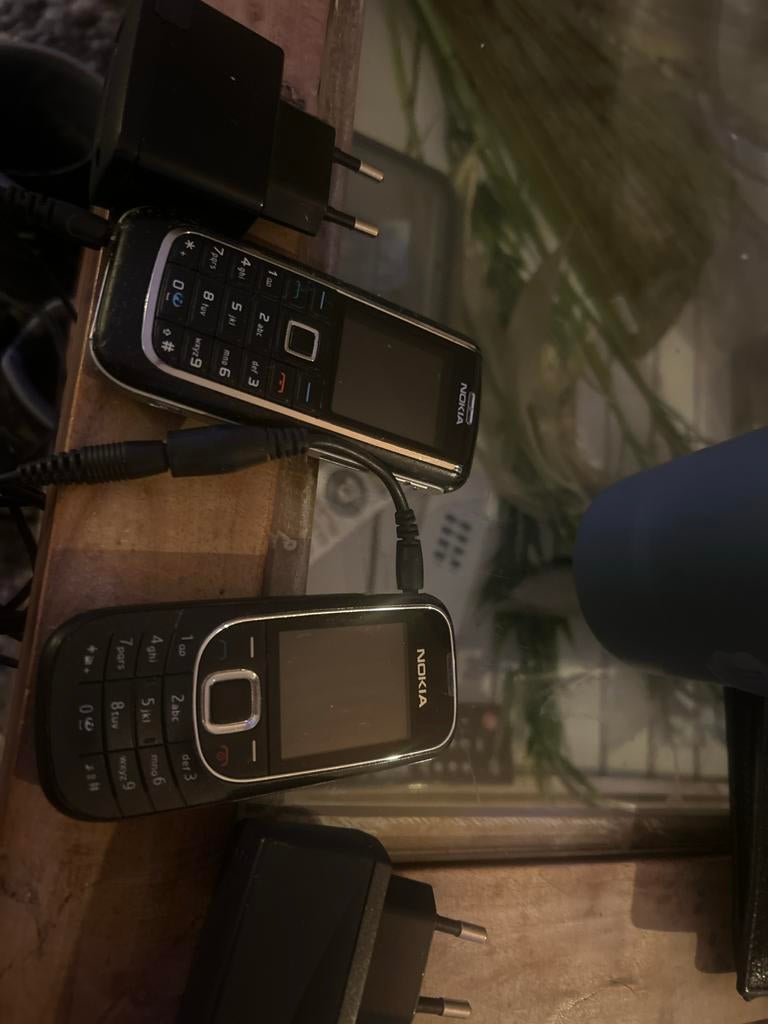 Oude Nokia Telefoons - Klassiekers!, Gebruikt, Zwart, Fysiek toetsenbord, Ophalen of Verzenden