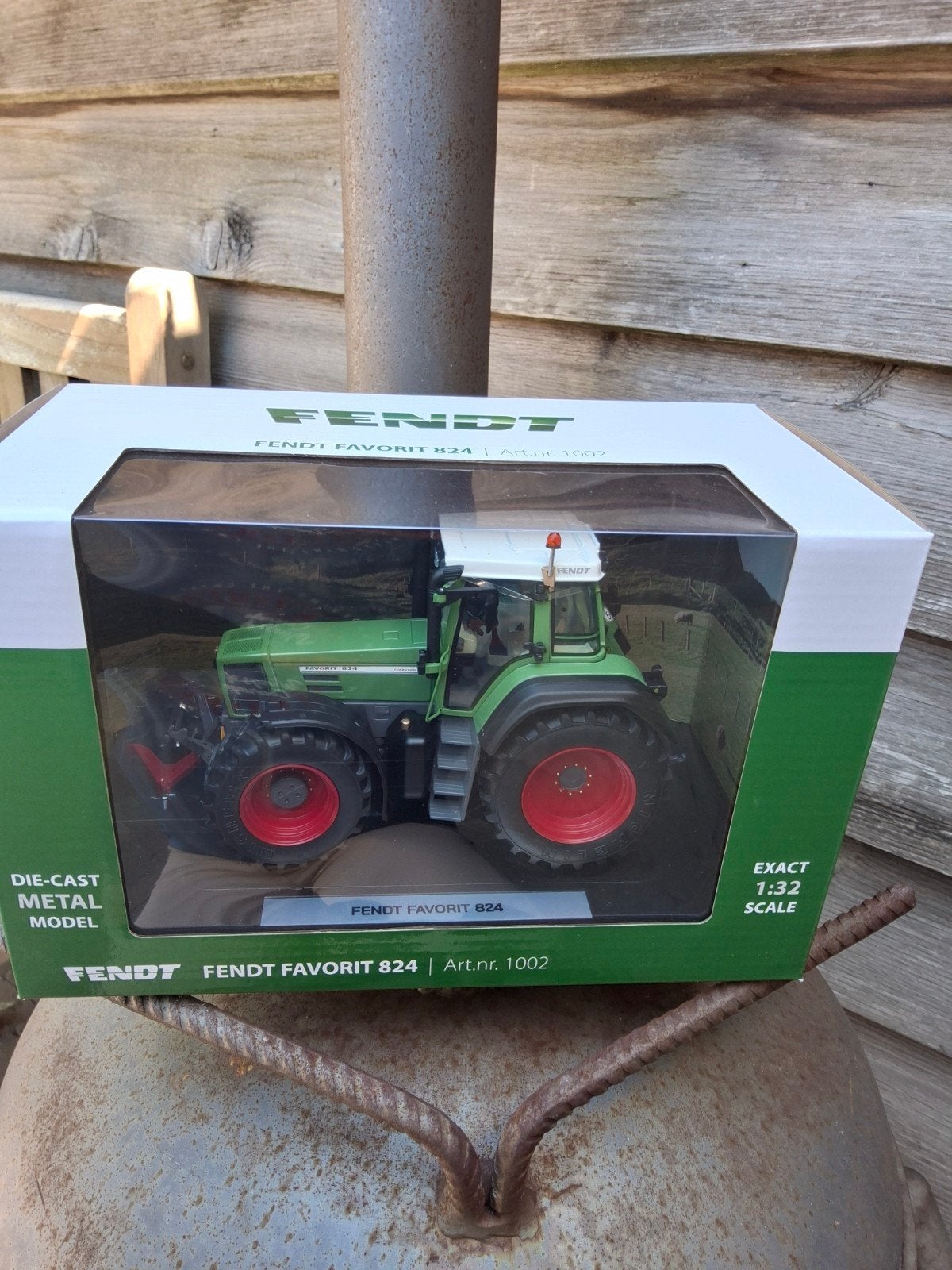 Fendt Favorit 824 Die-Cast Metal Model - Schaal 1:32, Overige merken, Weise Toys Collectibles, 1:32 tot 1:50, Overige typen