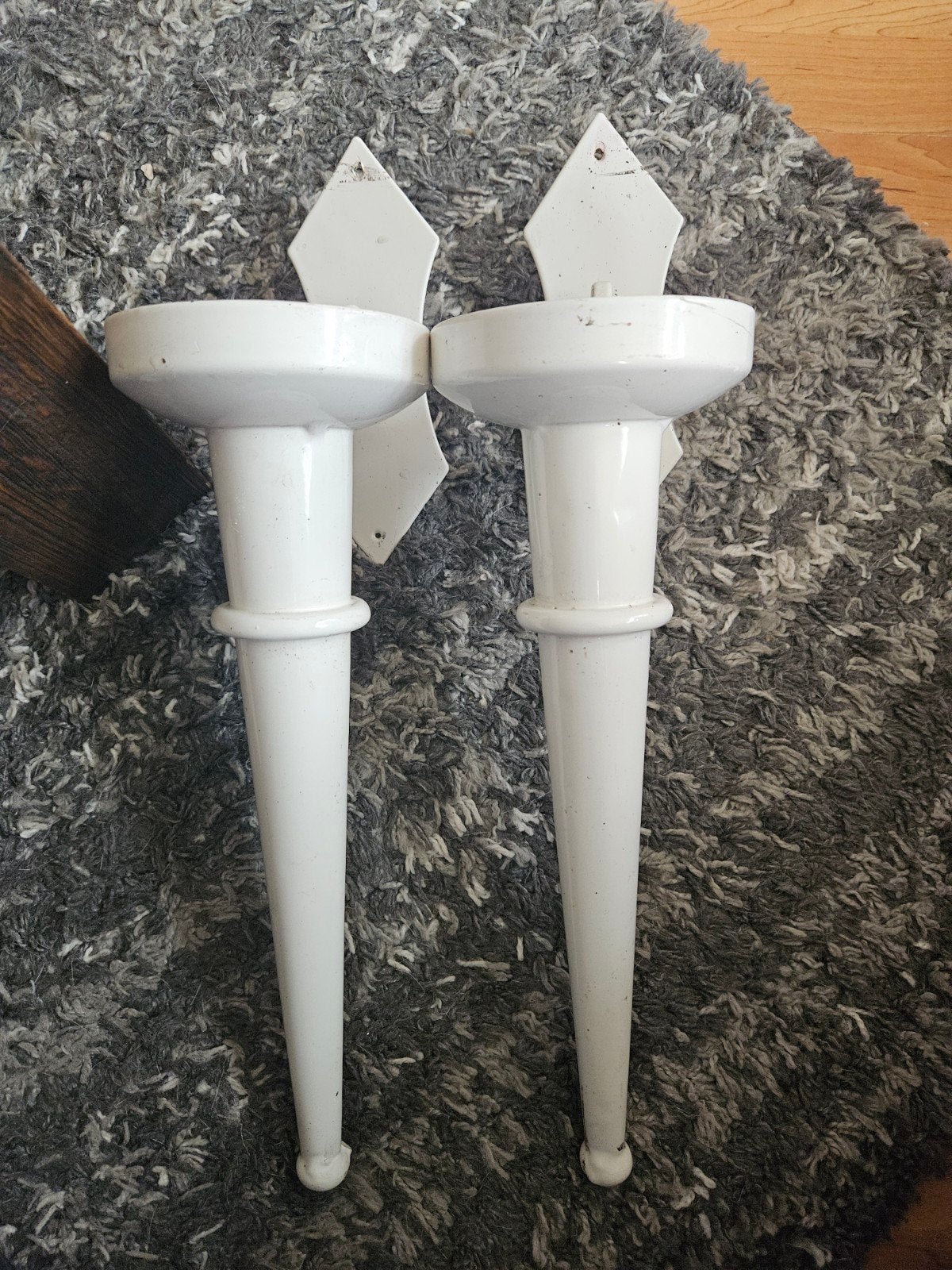 Set van 2 antieke witte wandkandelaars, Ophalen of Verzenden, Overige materialen