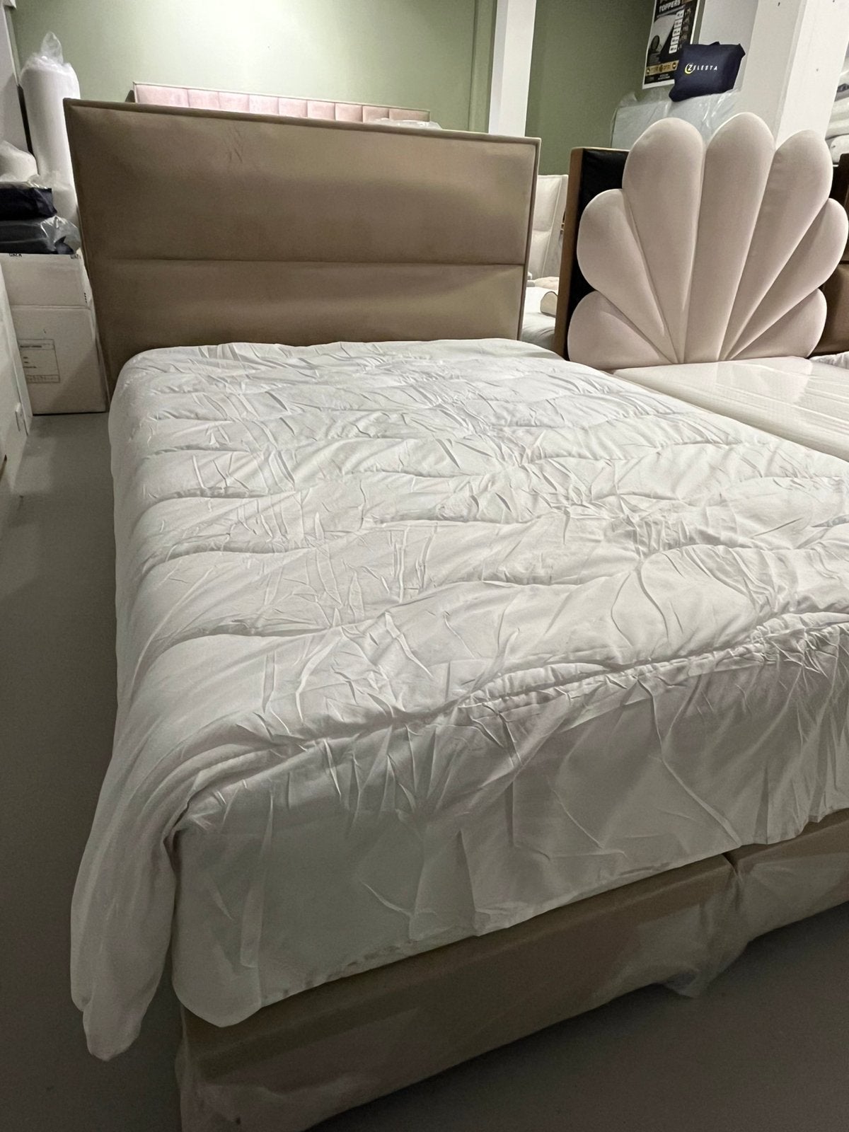 Boxspring 140x200 inclusief matras €549,99, Kinderen en Baby's, Ophalen of Verzenden, Nieuw