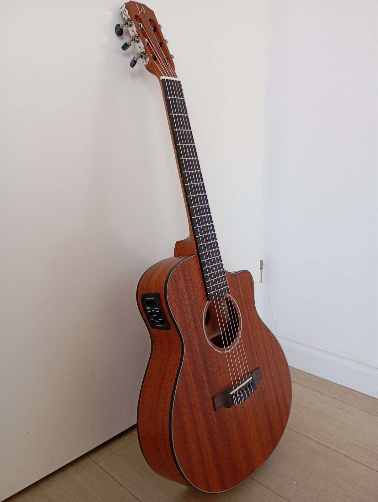 Te koop: I.N. Guitars Oloroso Series elektro-akoestische git, Ophalen, Nieuw, Western- of Steelstringgitaar, Met koffer